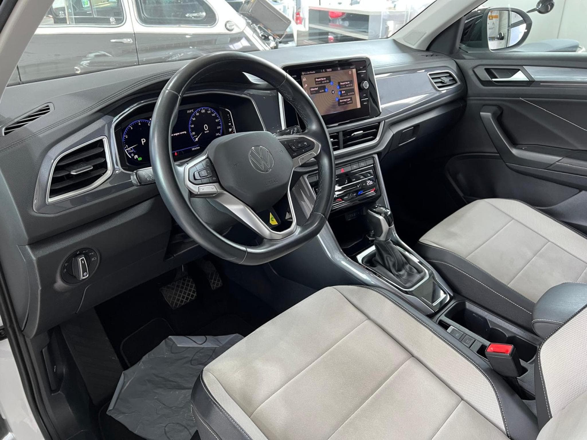 VW T-Roc 1.5 TSI 150 DSG STYLE,1 HAND,VIRTUAL,KAMERA,NAVI,CARPLAY,LED (2022) - Photo 6