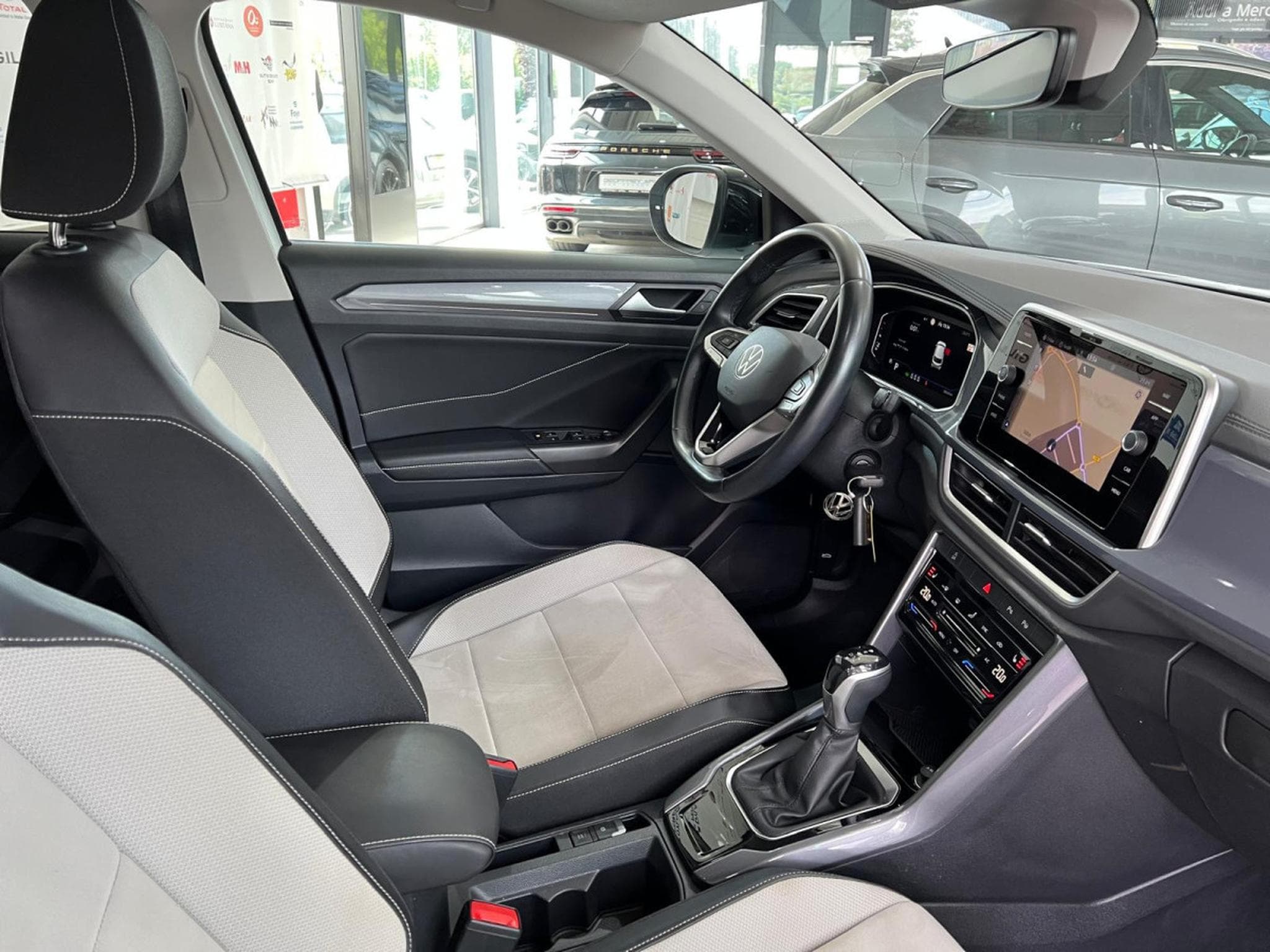VW T-Roc 1.5 TSI 150 DSG STYLE,1 HAND,VIRTUAL,KAMERA,NAVI,CARPLAY,LED (2022) - Photo 8