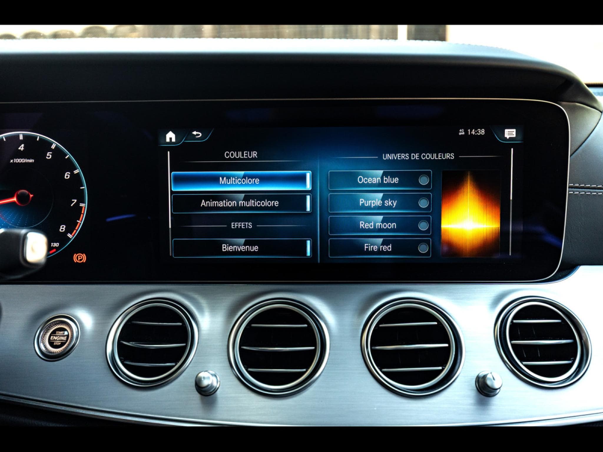 Mercedes E 63 AMG S T-MODELL (612 CH) - CARBON PACKAGE - OBSIDIAN BLACK METALL (2023) - Photo 25