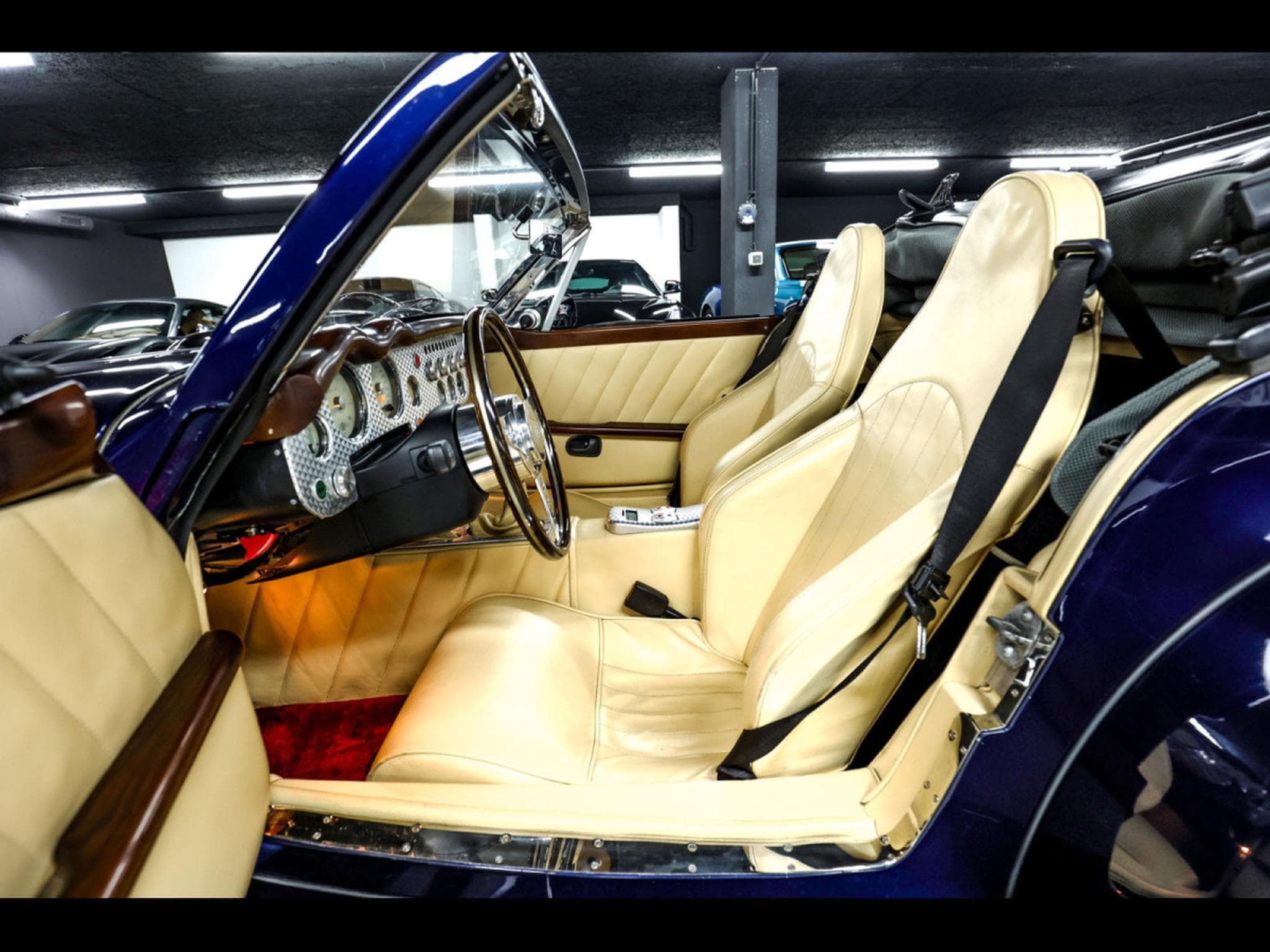 Morgan Aero 8 4.4 V8°MANUELLE 6 - MENDIP BLUE PEINTURE ASTON MARTIN (2004) - Photo 13