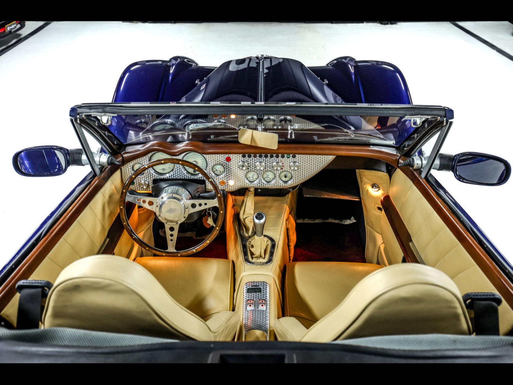 Morgan Aero 8 4.4 V8°MANUELLE 6 - MENDIP BLUE PEINTURE ASTON MARTIN (2004) - Photo 15