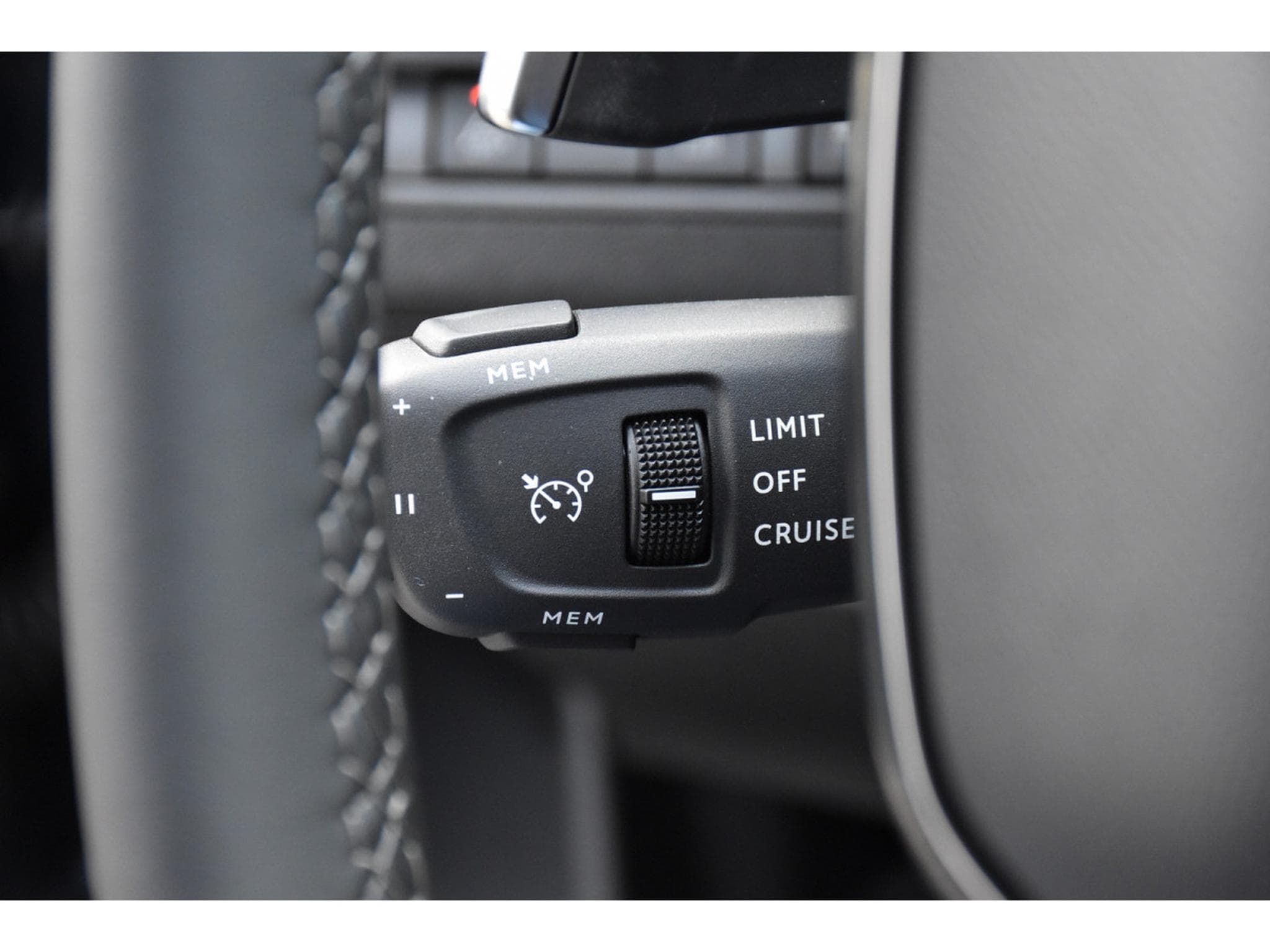 Peugeot 3008 1.6 Hybrid PHEV 224 Allure e-EAT8 ACC LANE SIDE CAM 1° MAIN (2022) - Photo 17