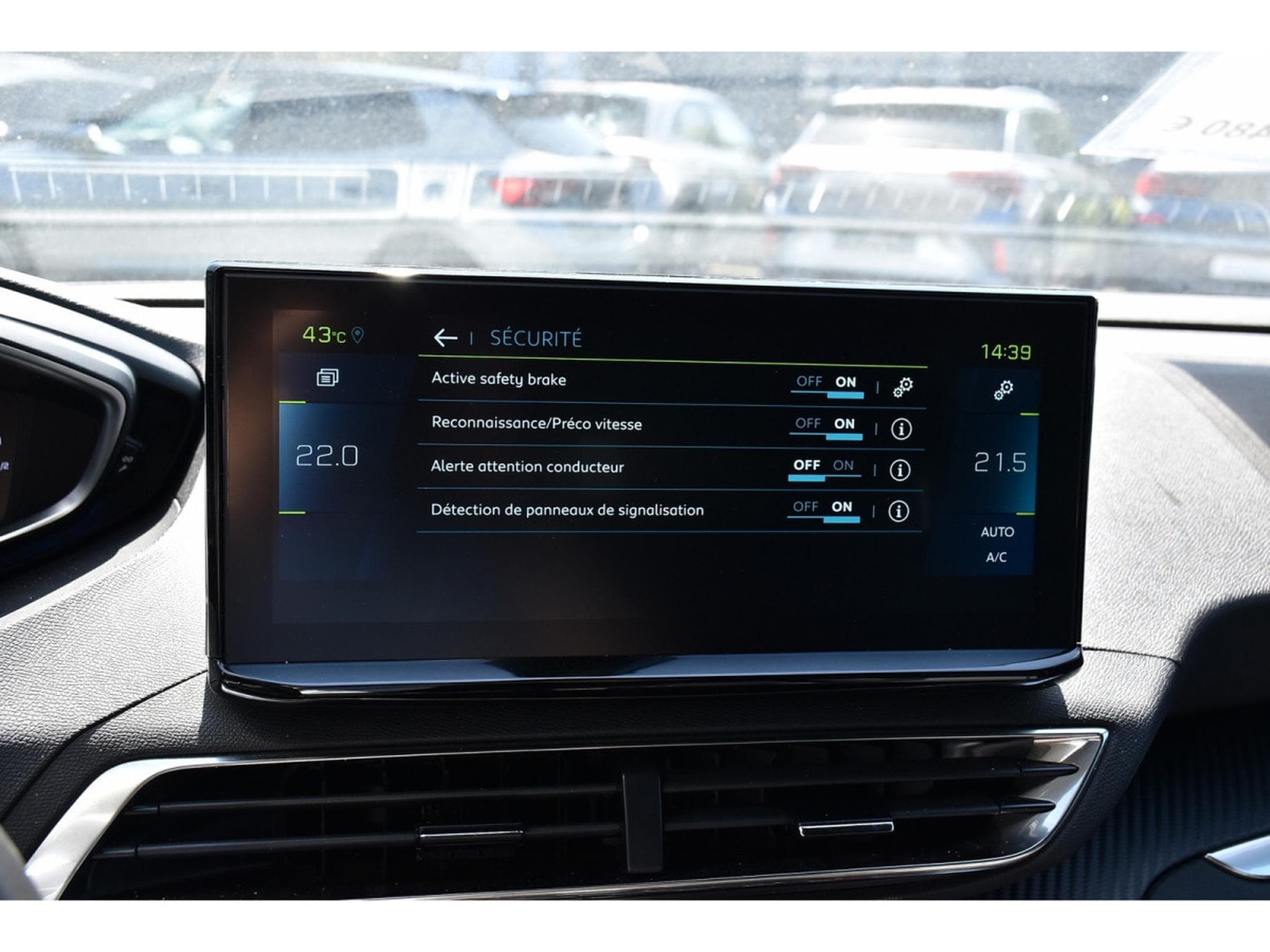 Peugeot 3008 1.6 Hybrid PHEV 180 Allure e-EAT8 ACC LANE SIDE CAM 1° MAIN (2024) - Photo 15