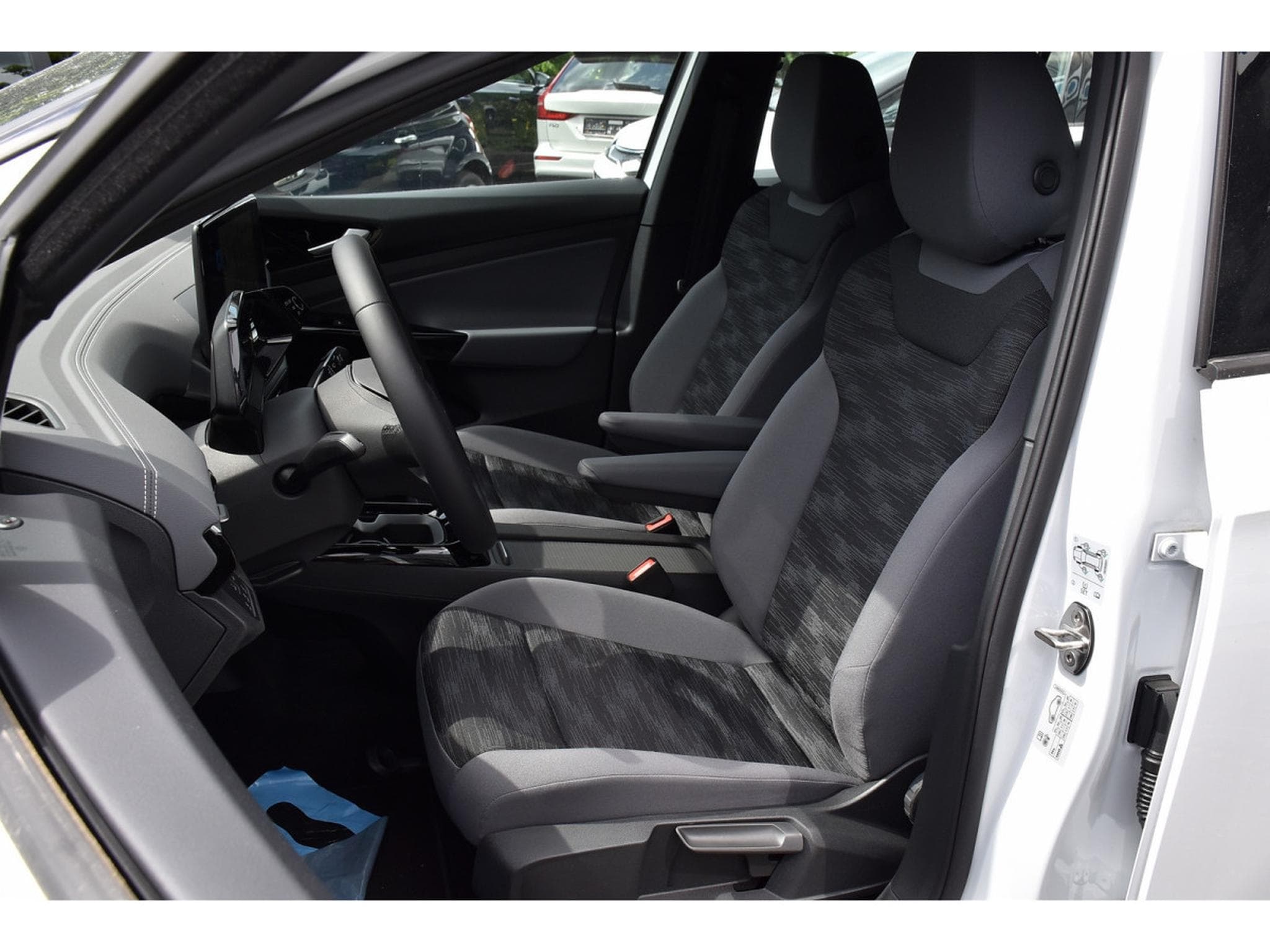 VW ID.5 77 kWh Pro Performance (2023) - Photo 6
