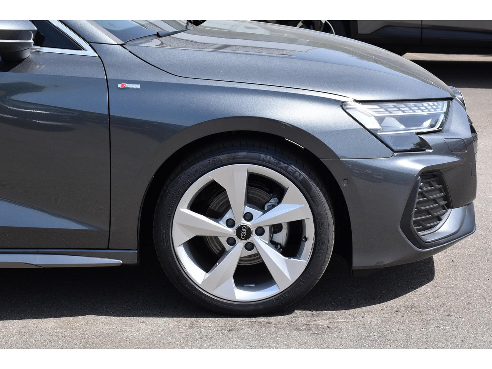 Audi A3 Sportback 35 TFSI S-Line S-Tronic PANO SONOS ACC CAM NEUVE (2025) - Photo 5