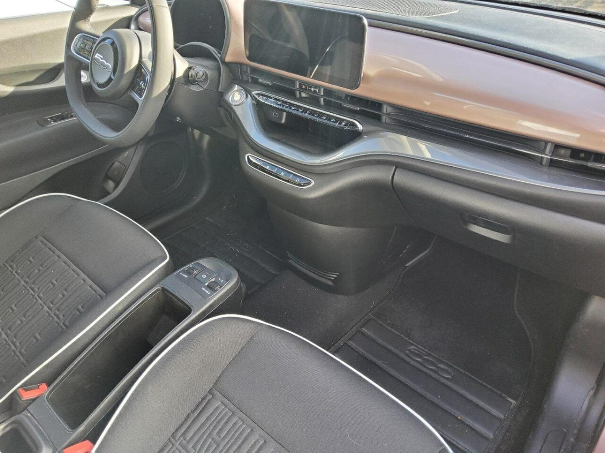 Fiat 500 42 kWh (2023) - Photo 3