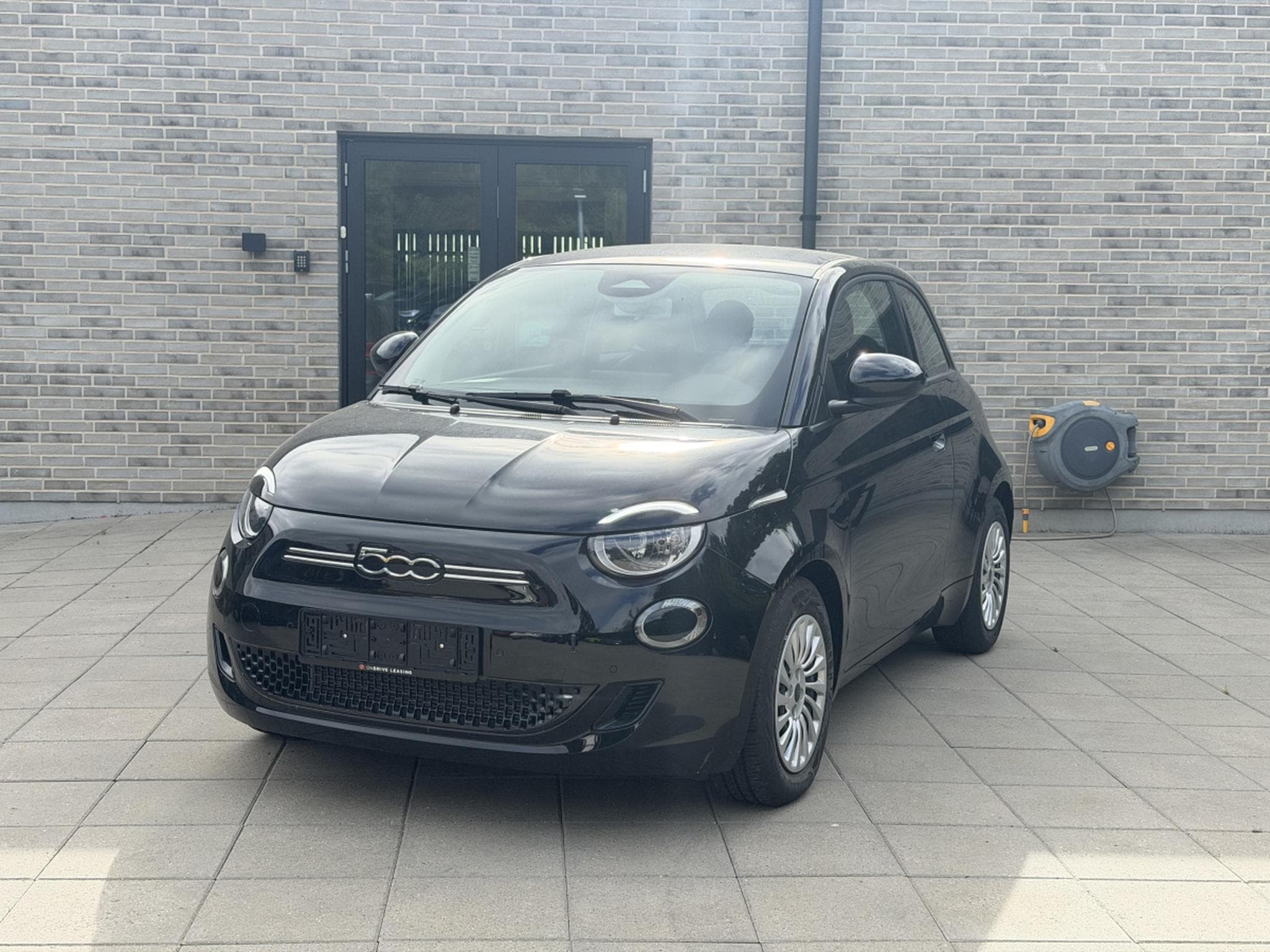 Fiat 500 42 kWh (2023) - Photo 1