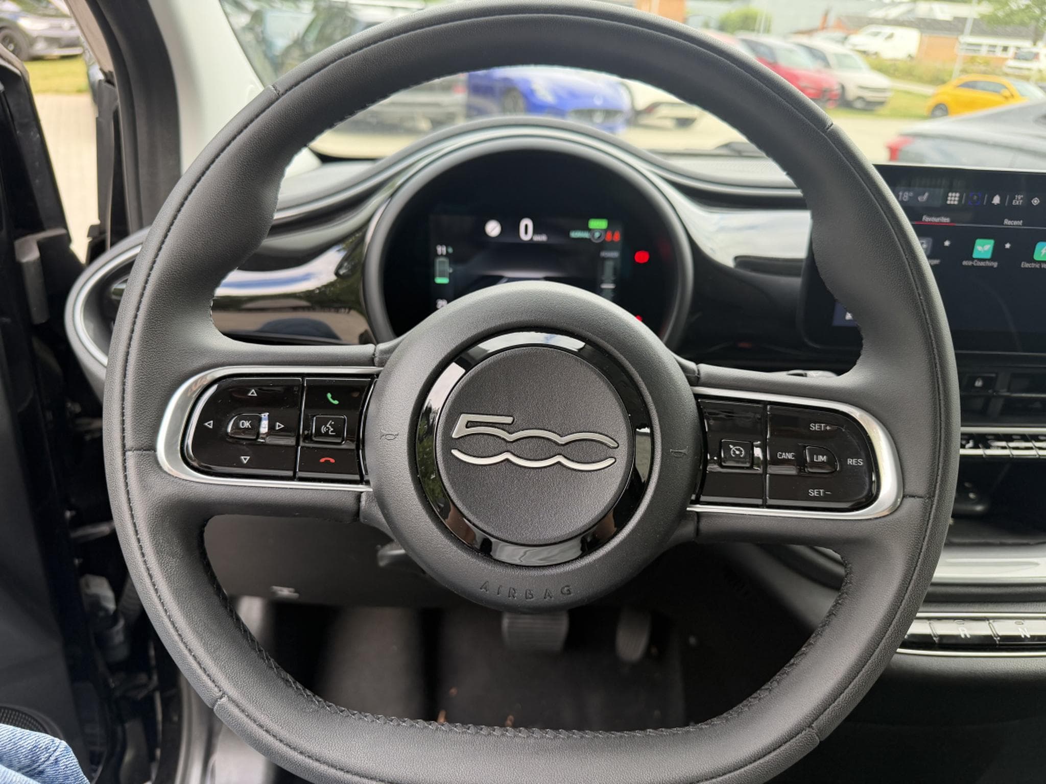 Fiat 500 42 kWh (2023) - Photo 6
