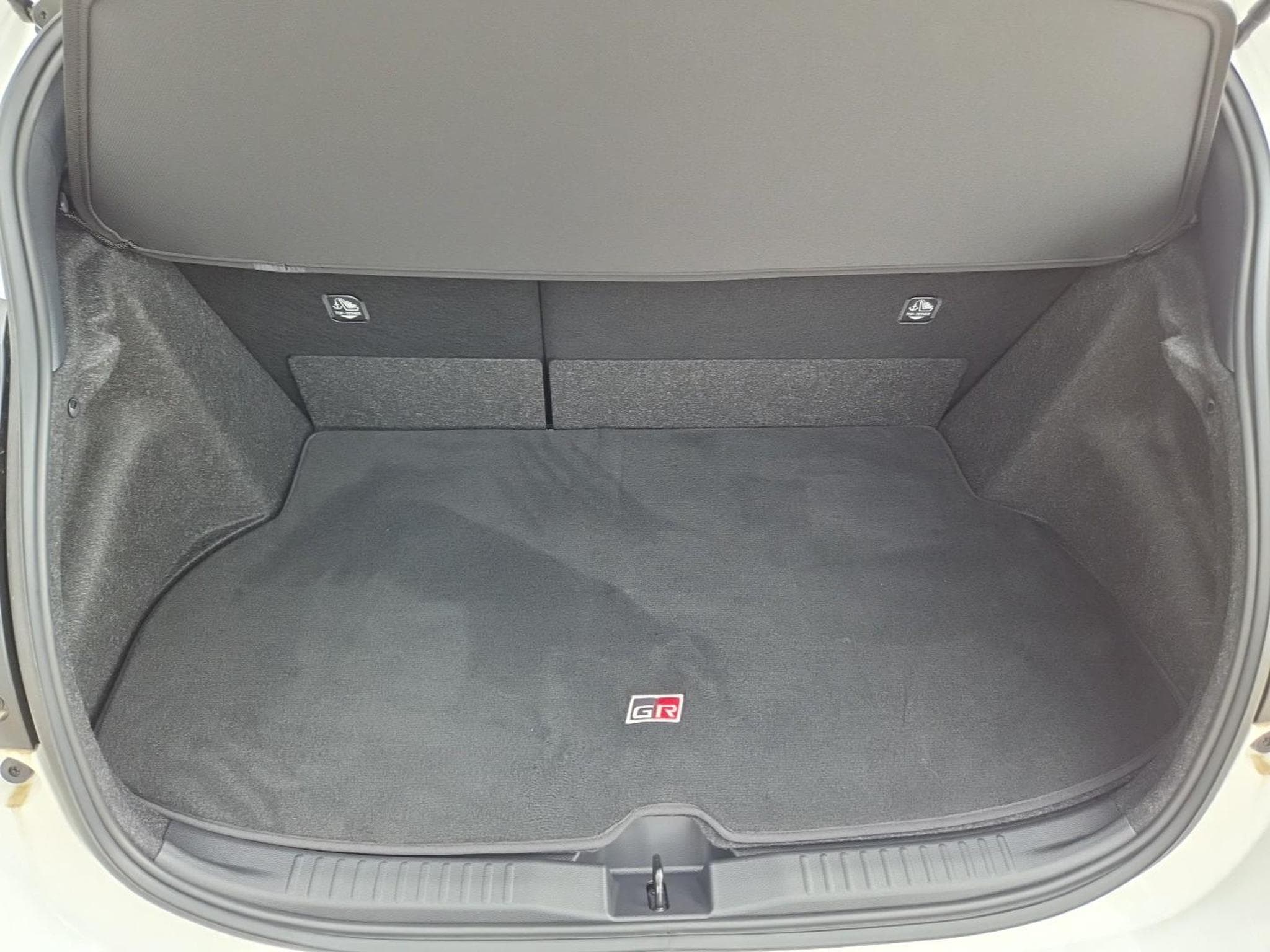 Toyota Yaris GR Yaris High Performance (2026) - Photo 10