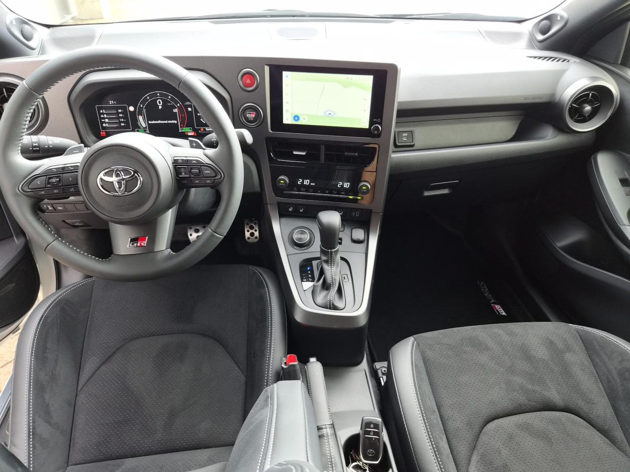 Toyota Yaris GR Yaris High Performance (2026) - Photo 11
