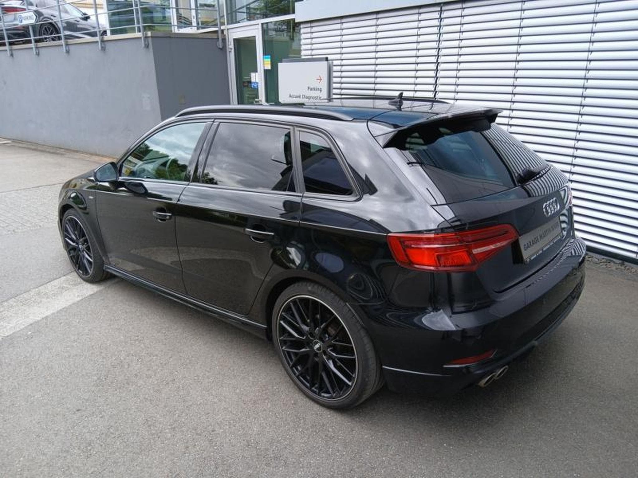 Audi A3 Sportback 40 TDI quattro s-tronic (2019) - Photo 2