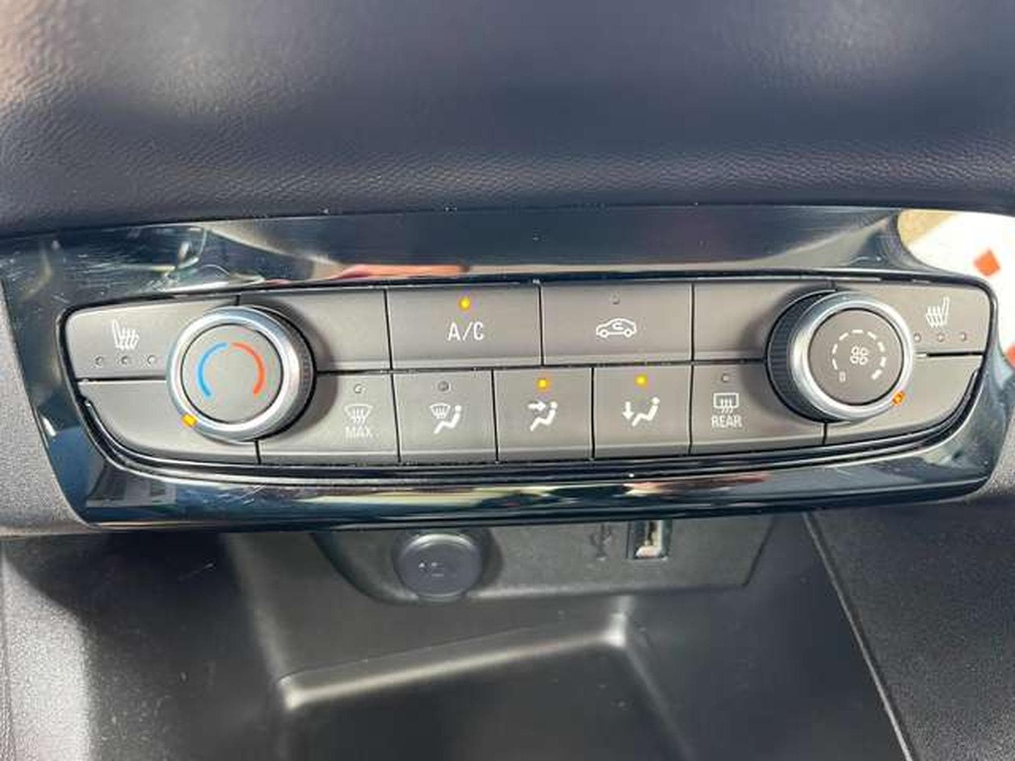 Opel Corsa Turbo Elegance JUSQU'A 36 MOIS DE GARANTIE (2021) - Photo 19