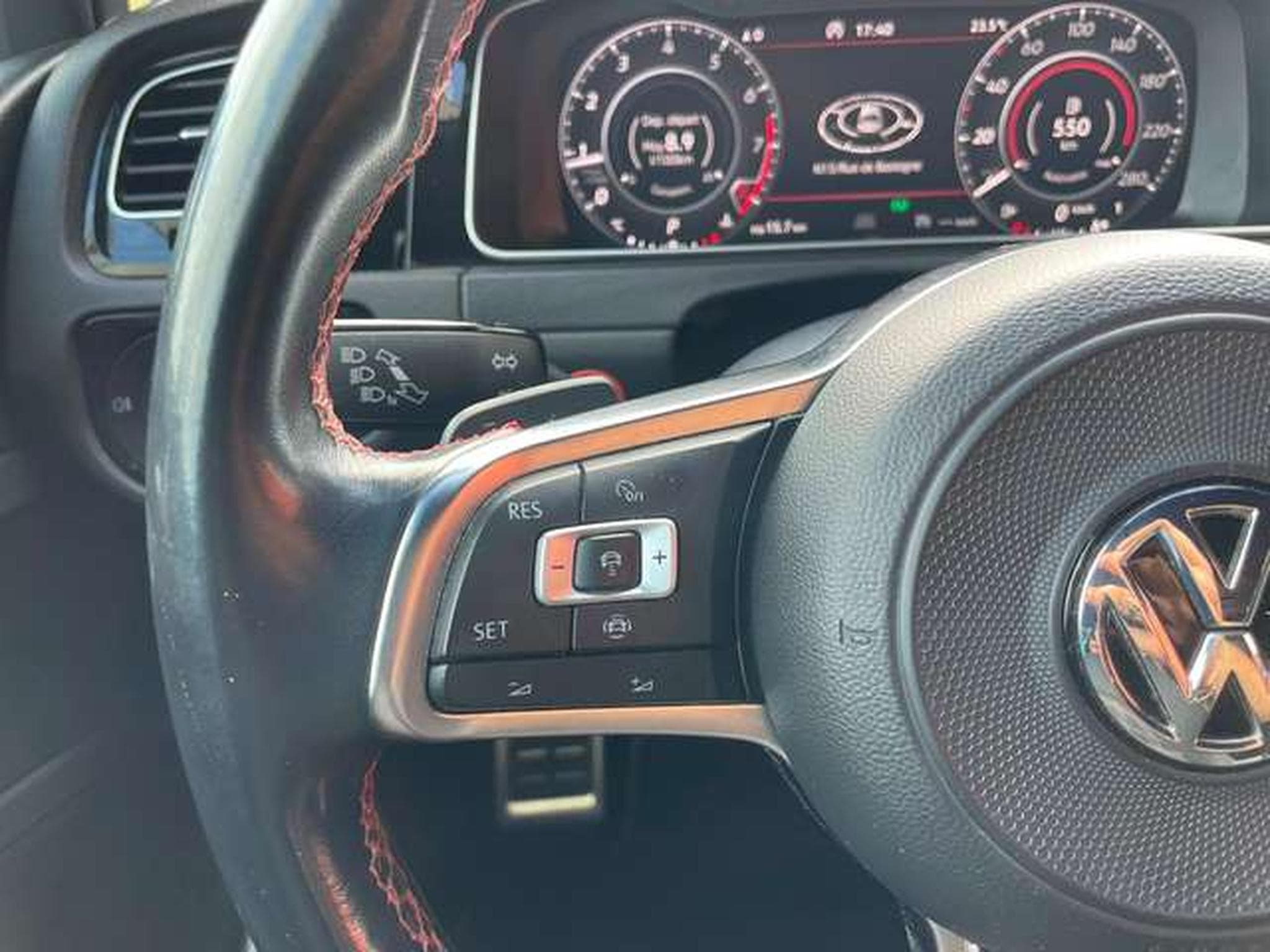 VW Golf 2.0 DSG Performance - GARANTIE JUSQU'A 36 MOIS (2019) - Photo 16