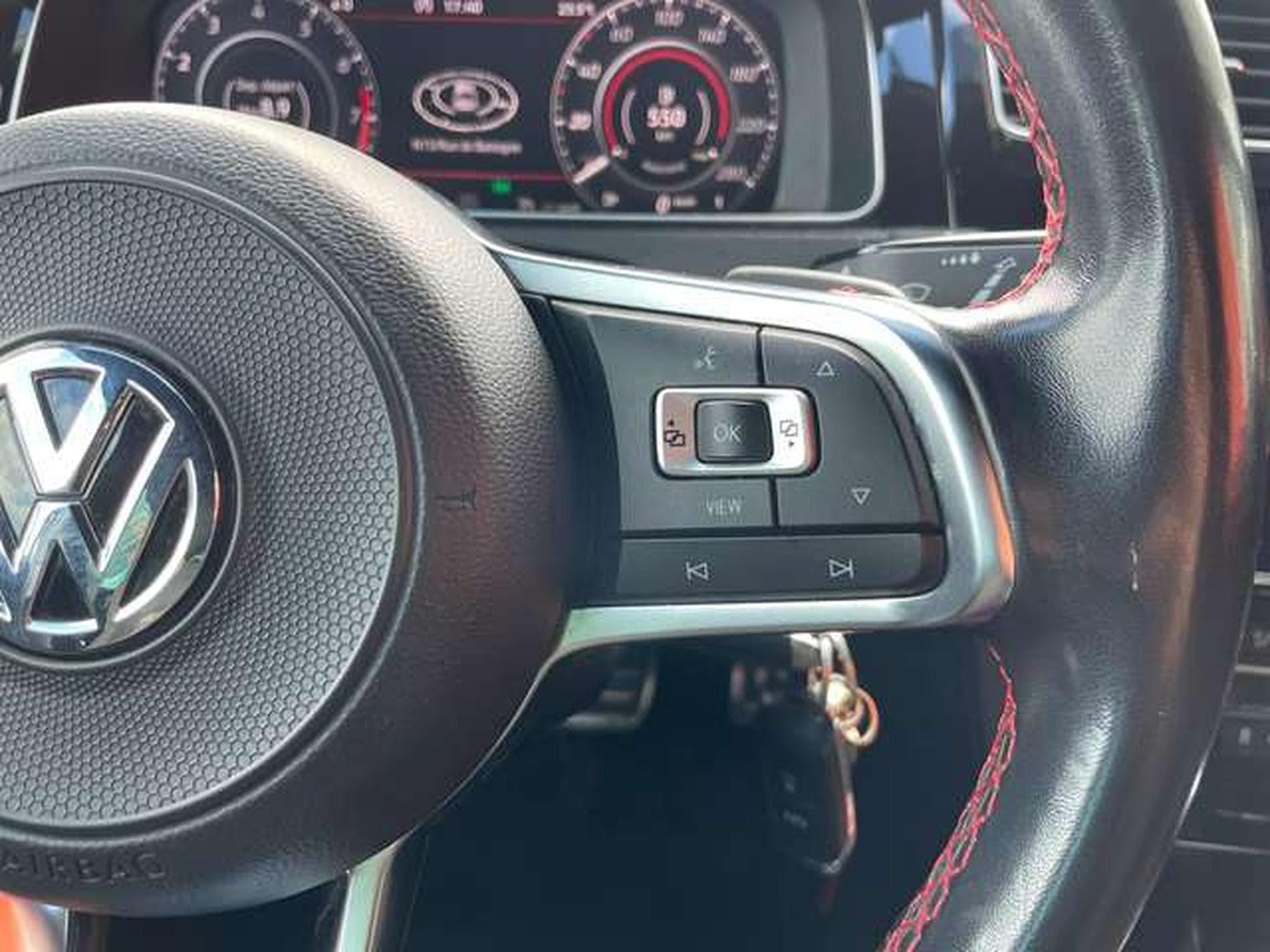 VW Golf 2.0 DSG Performance - GARANTIE JUSQU'A 36 MOIS (2019) - Photo 17
