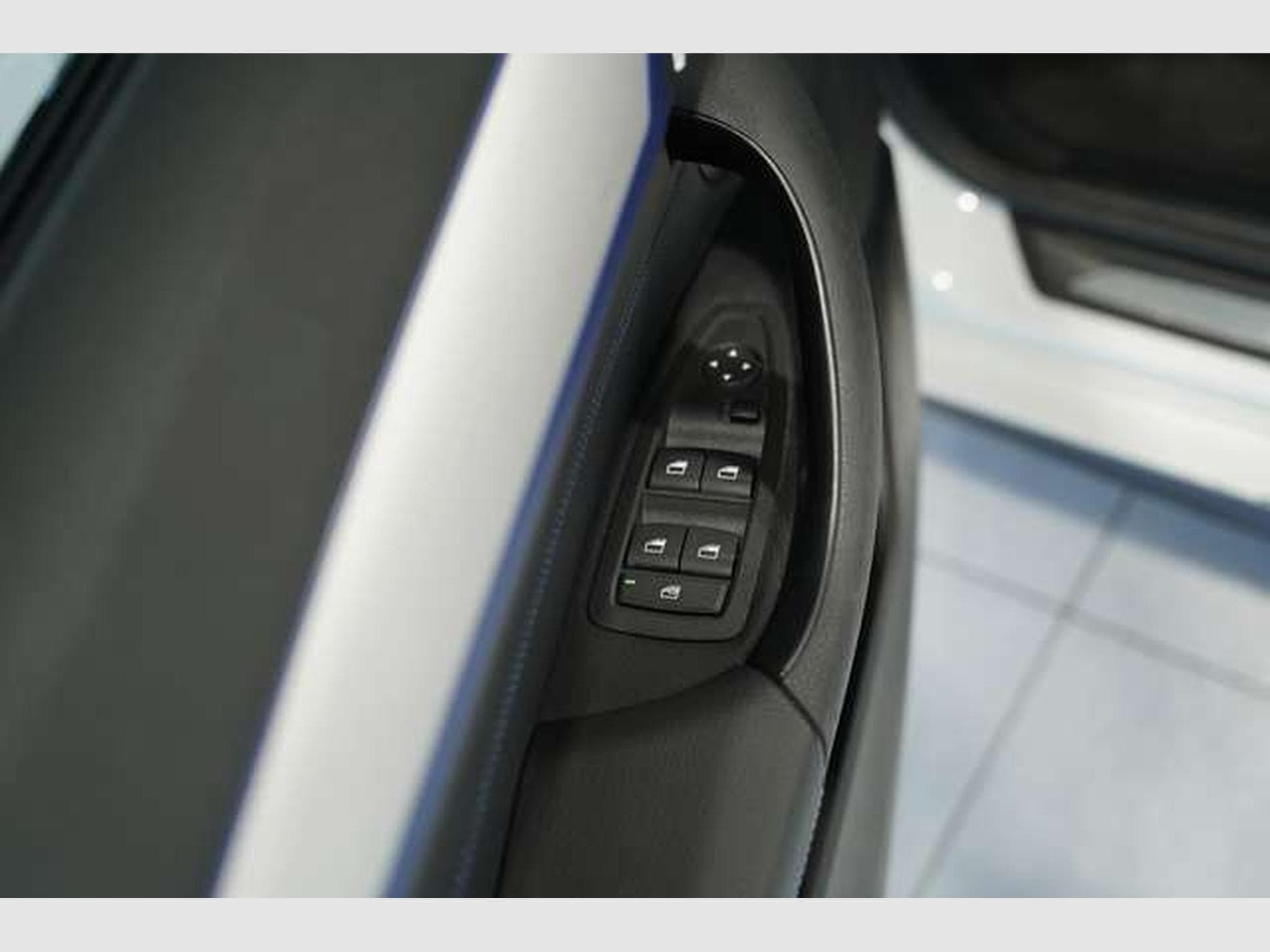 BMW X2 sDrive 18 i M Sport *Sportsitze *PDC *H&K (2019) - Photo 21