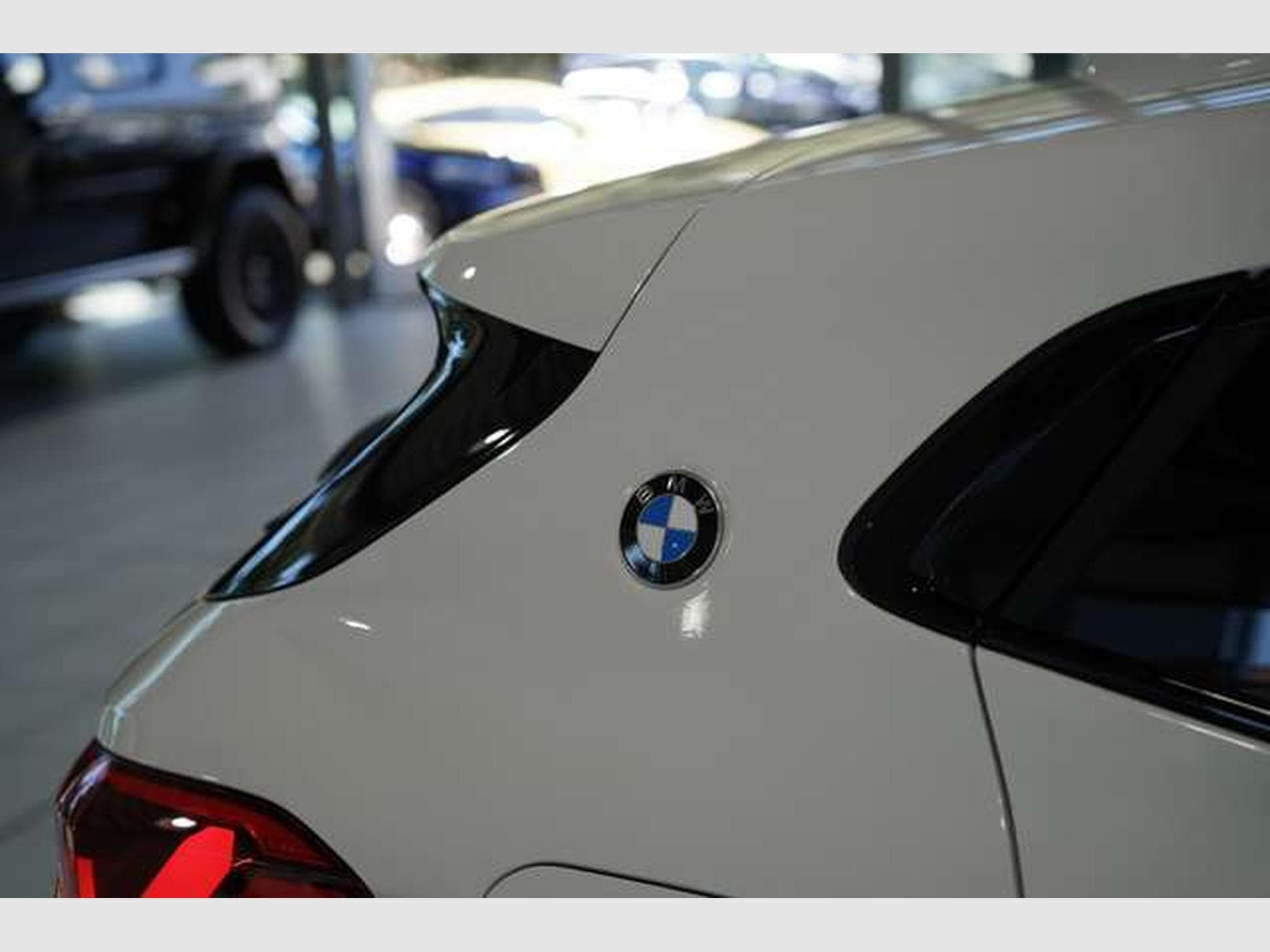 BMW X2 sDrive 18 i M Sport *Sportsitze *PDC *H&K (2019) - Photo 7