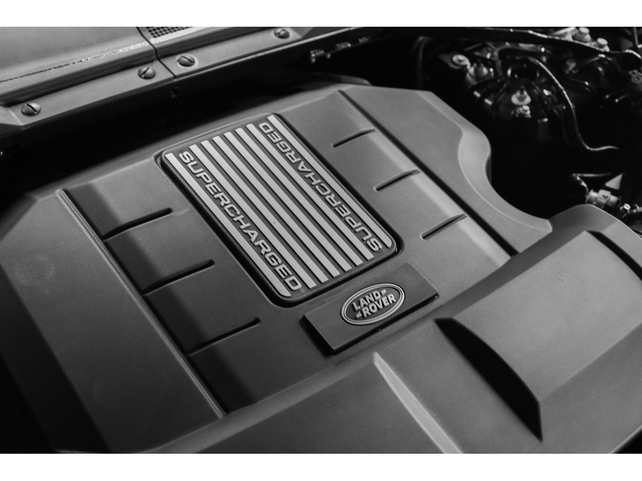 Land-Rover Defender P525 V8 CARPATHIAN EDITION (2022) - Photo 30