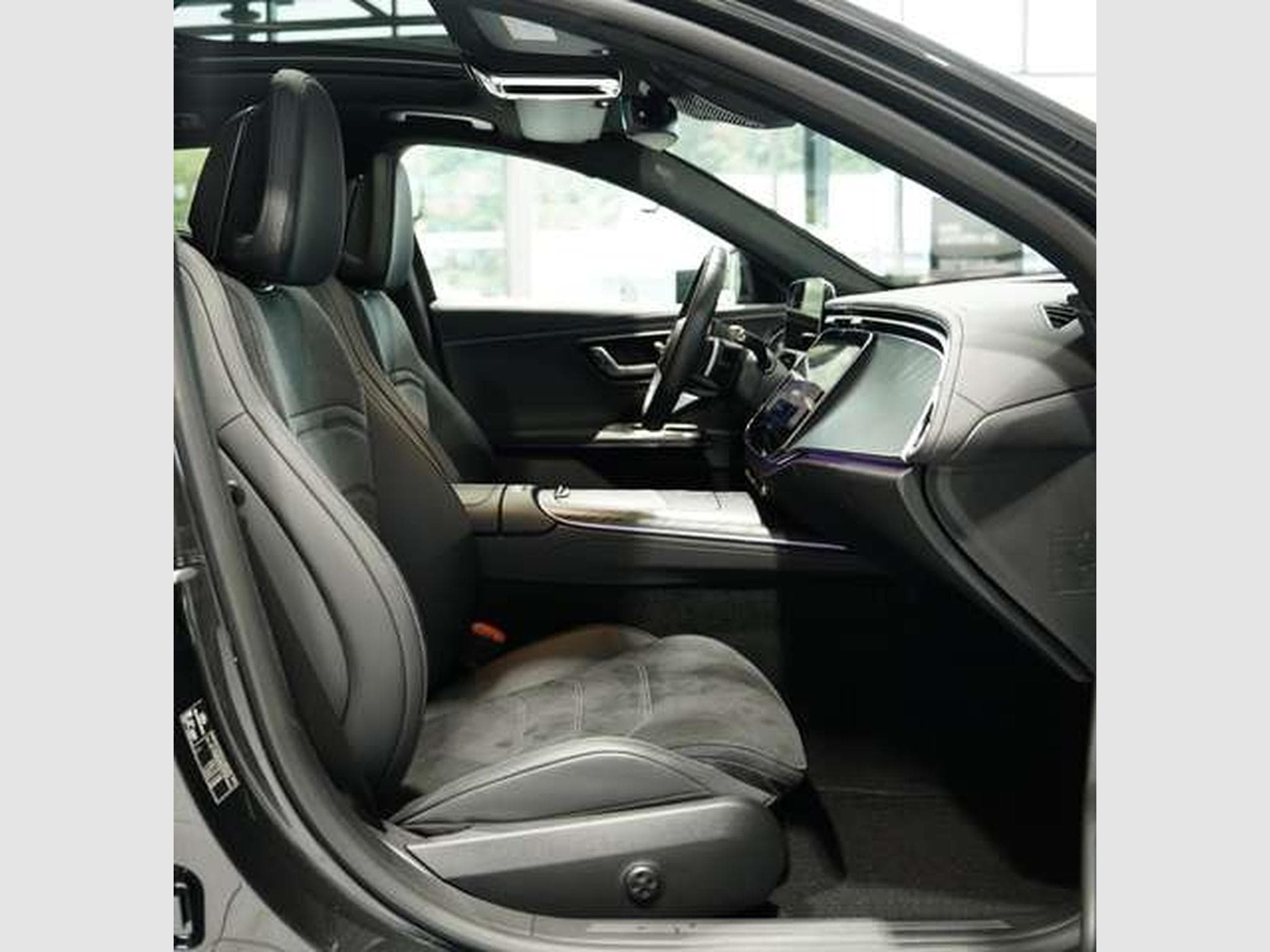 Mercedes E 220 d T AMG Line Advanced Plus 1.H *Pano*MwSt. (2025) - Photo 15