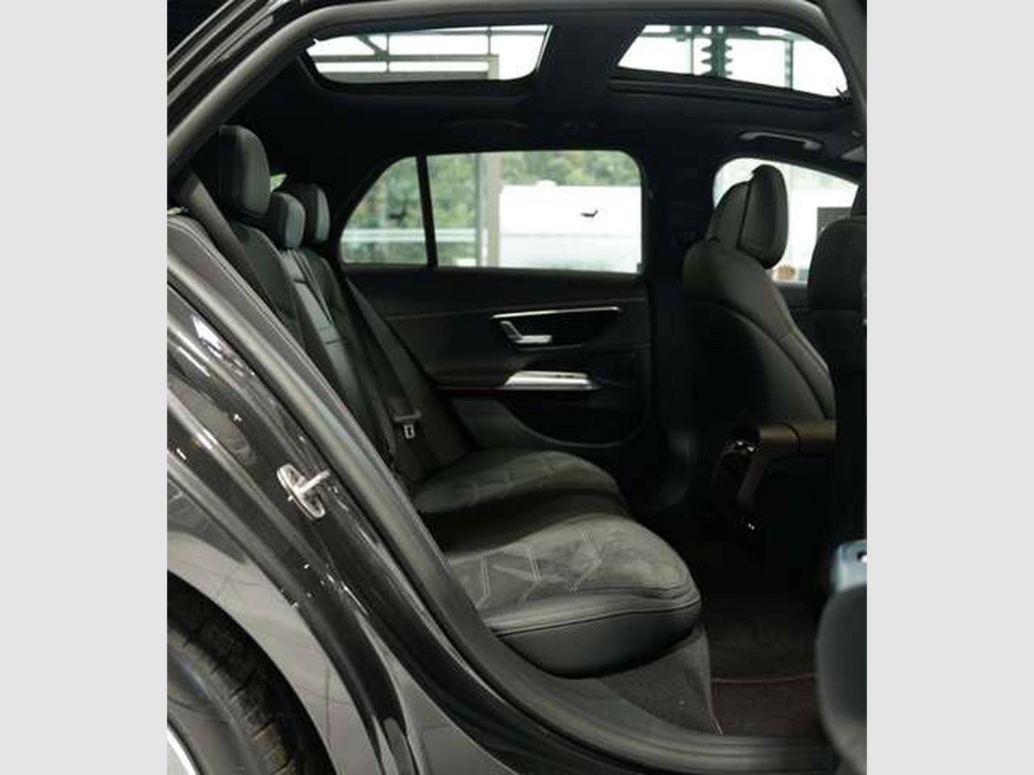 Mercedes E 220 d T AMG Line Advanced Plus 1.H *Pano*MwSt. (2025) - Photo 20