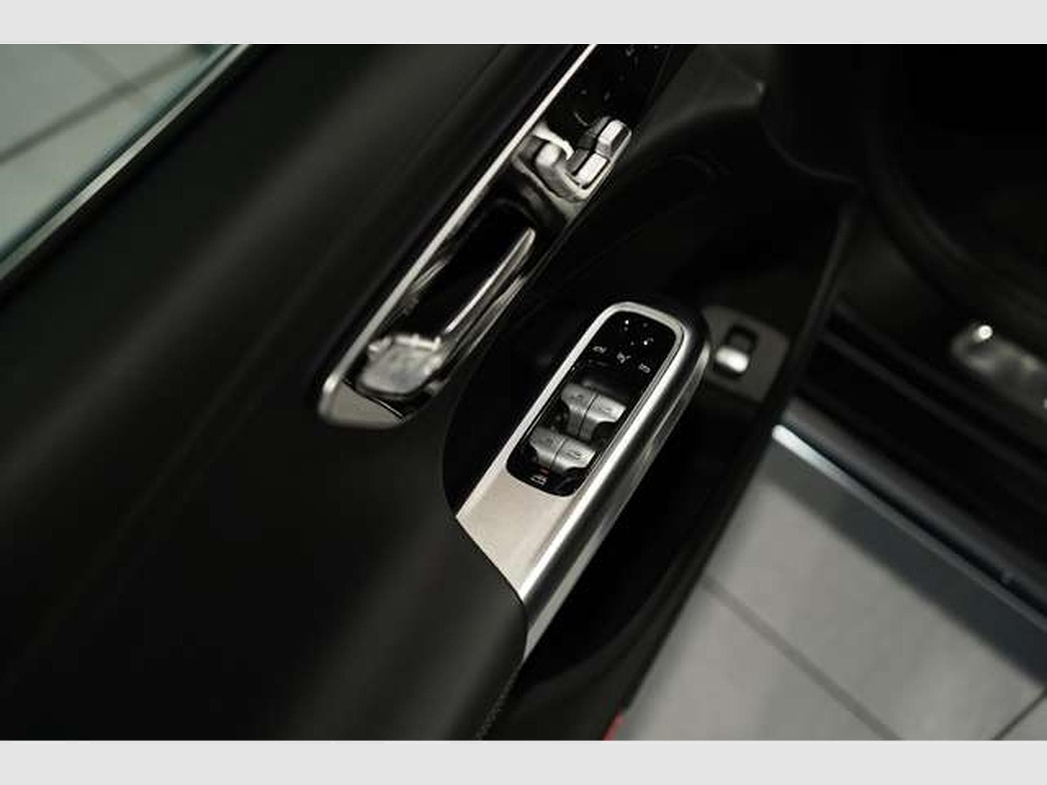 Mercedes E 220 d T AMG Line Advanced Plus 1.H *Pano*MwSt. (2025) - Photo 24