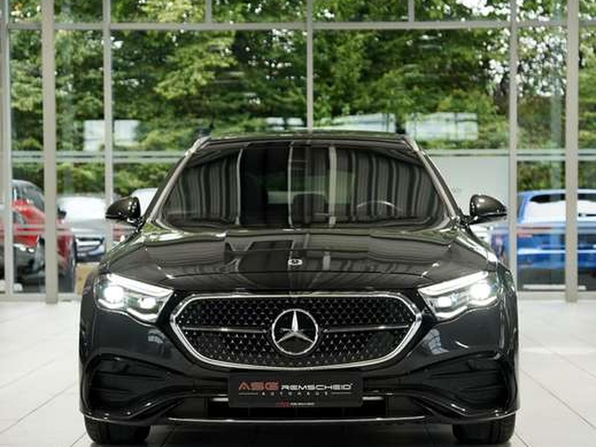 Mercedes E 220 d T AMG Line Advanced Plus 1.H *Pano*MwSt. (2025) - Photo 3