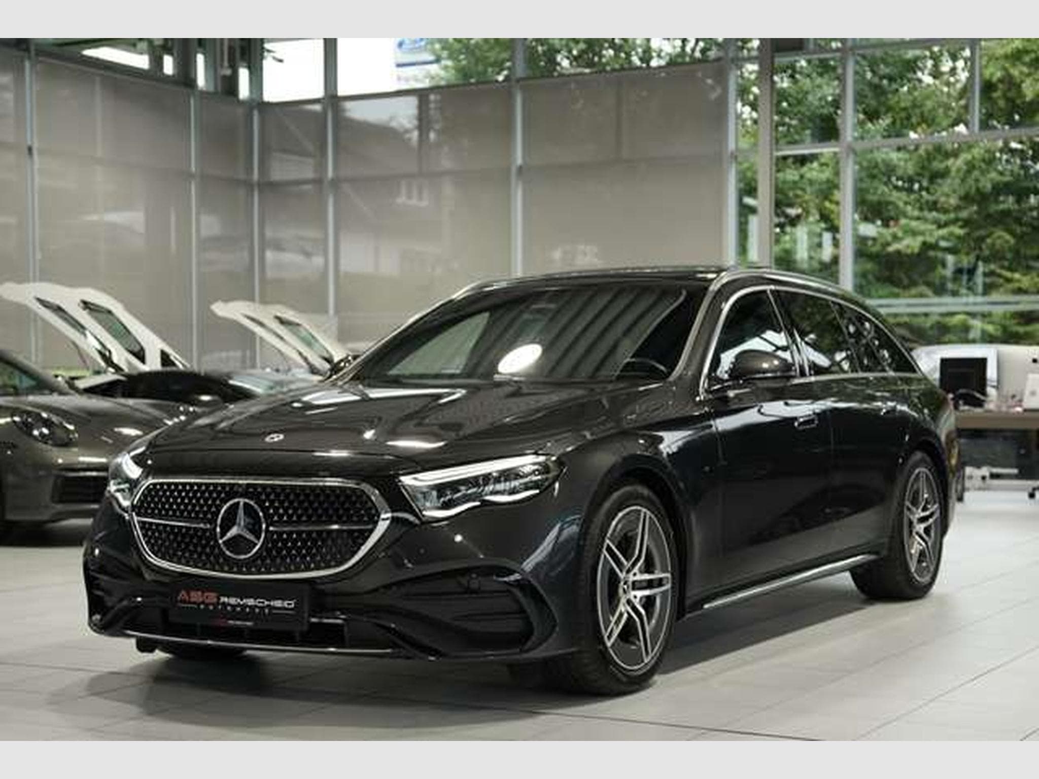 Mercedes E 220 d T AMG Line Advanced Plus 1.H *Pano*MwSt. (2025) - Photo 4