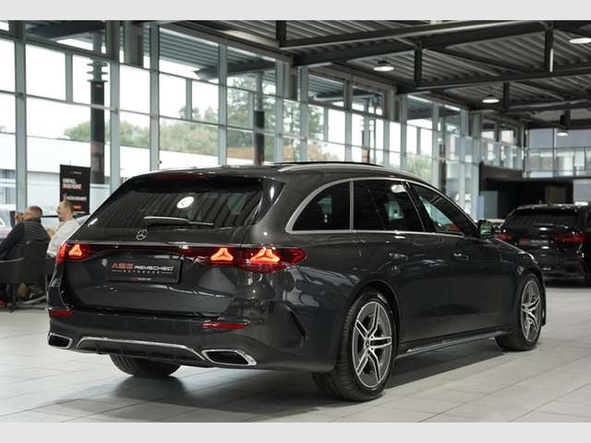 Mercedes E 220 d T AMG Line Advanced Plus 1.H *Pano*MwSt. (2025) - Photo 7