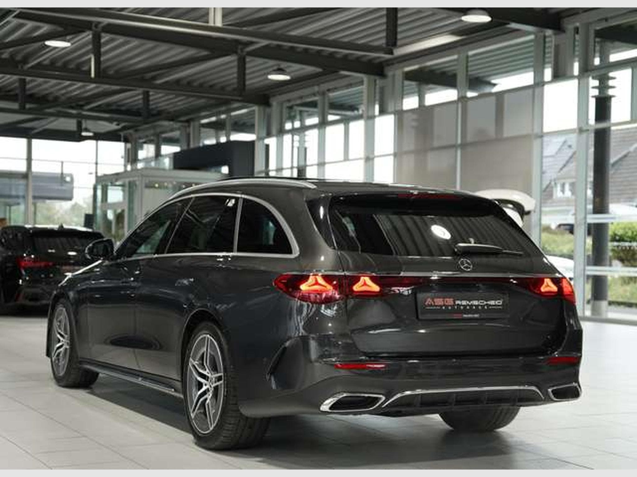 Mercedes E 220 d T AMG Line Advanced Plus 1.H *Pano*MwSt. (2025) - Photo 9