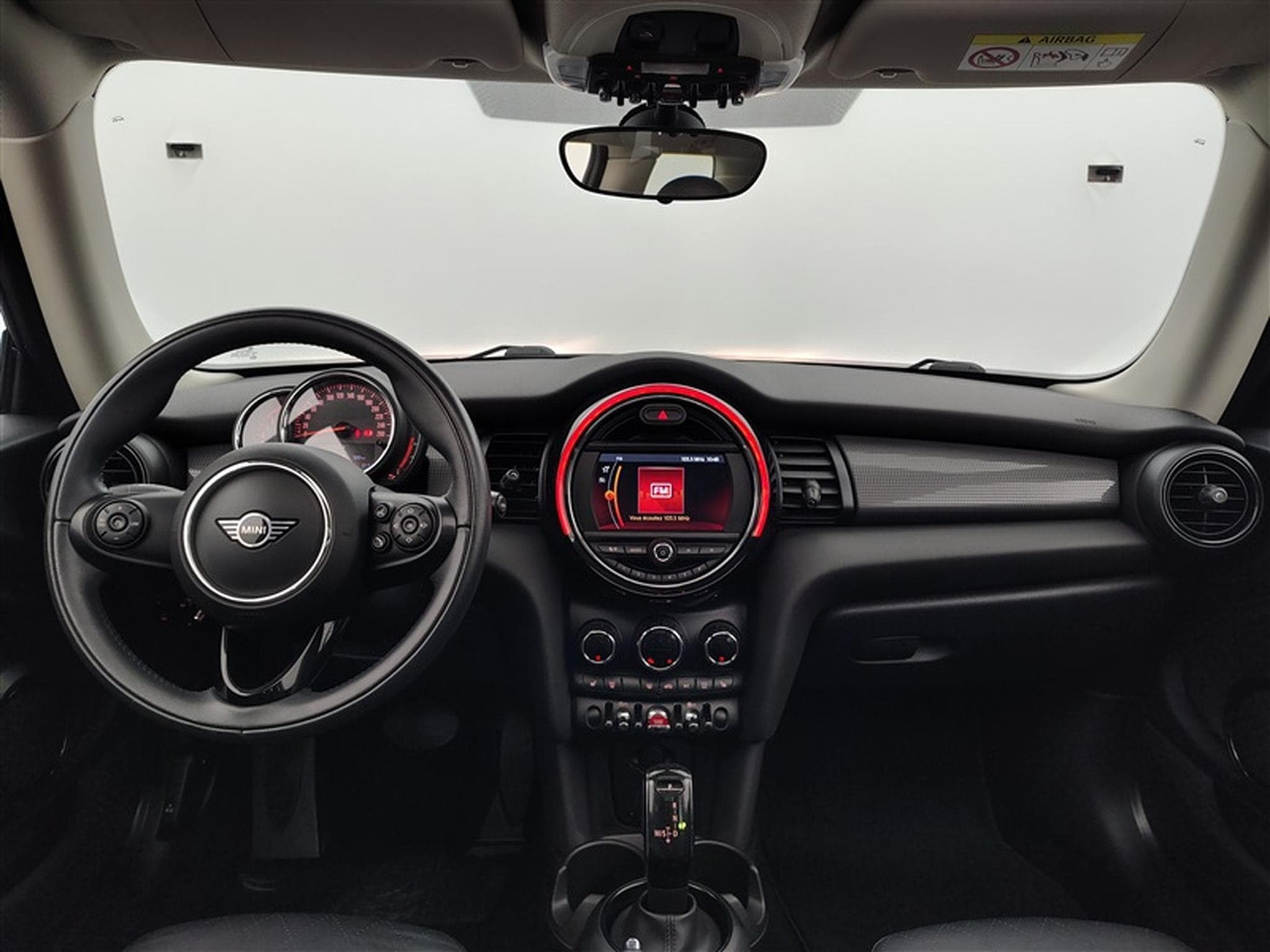 MINI Cooper 1.5A Cooper // Toit Pano Ouvr (2020) - Photo 8