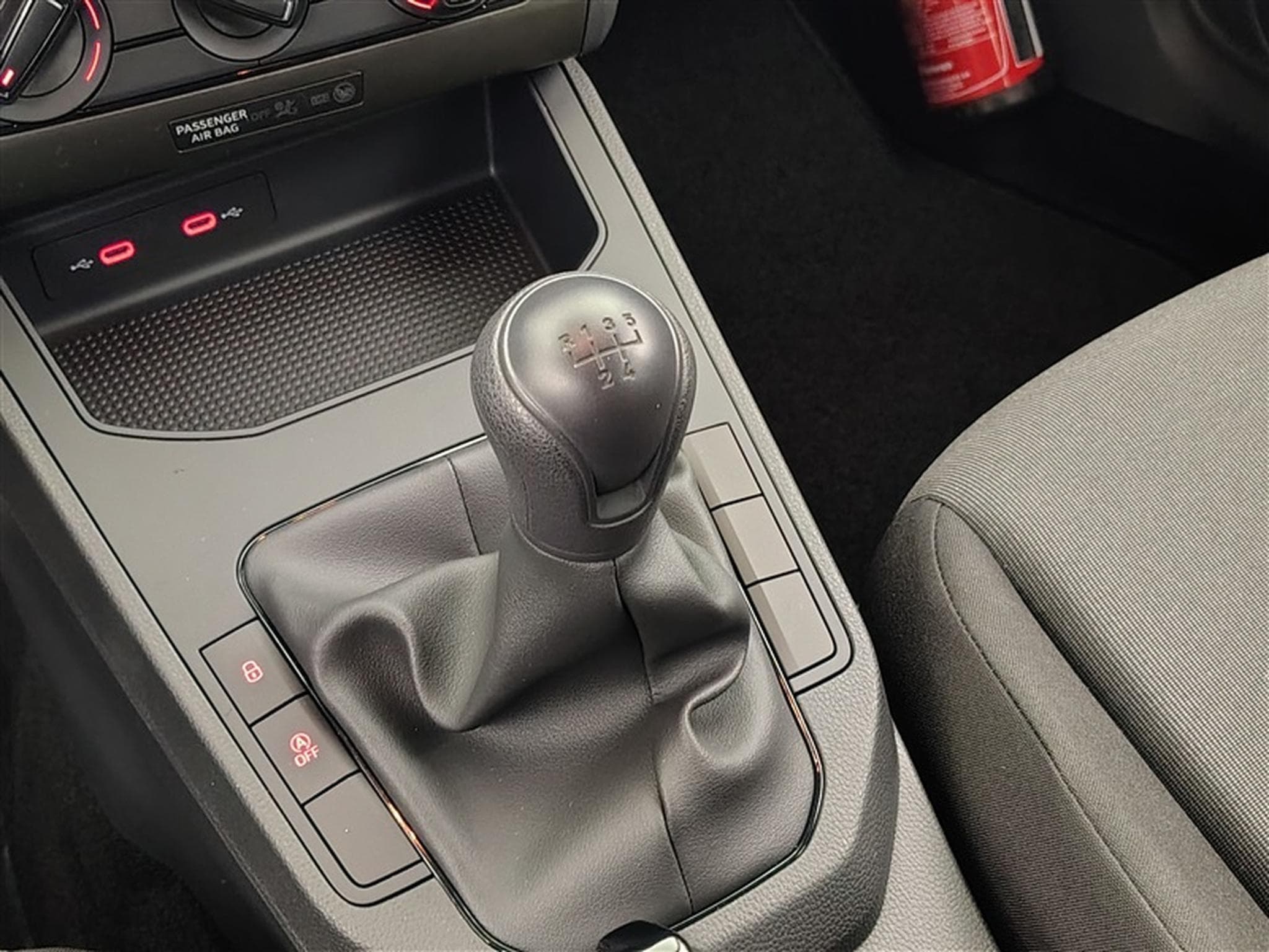 Seat Ibiza 1.0i MPI REFERENCE 80cv LED / PDC / ALU (2026) - Photo 12