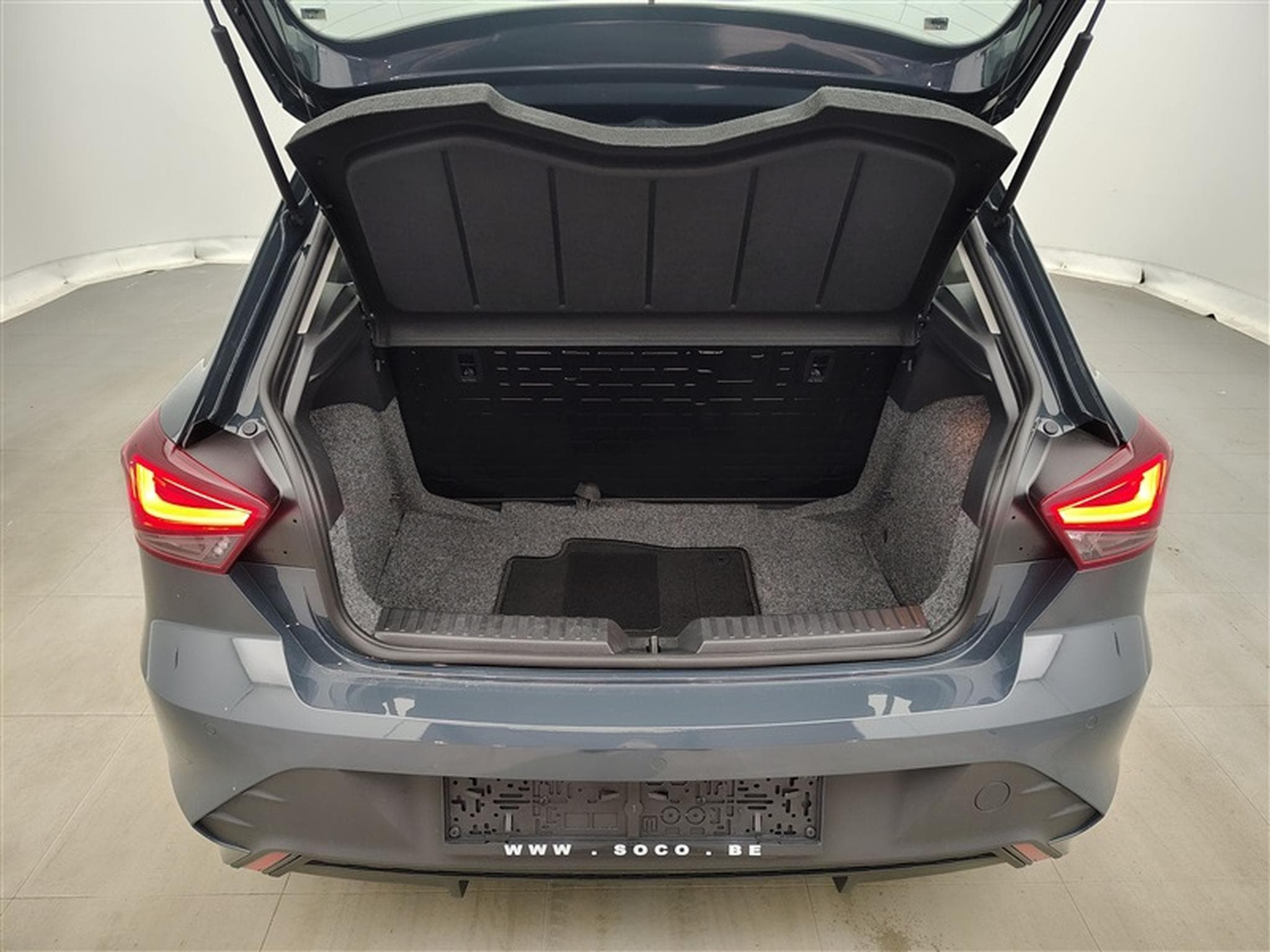 Seat Ibiza 1.0i MPI REFERENCE 80cv LED / PDC / ALU (2026) - Photo 14