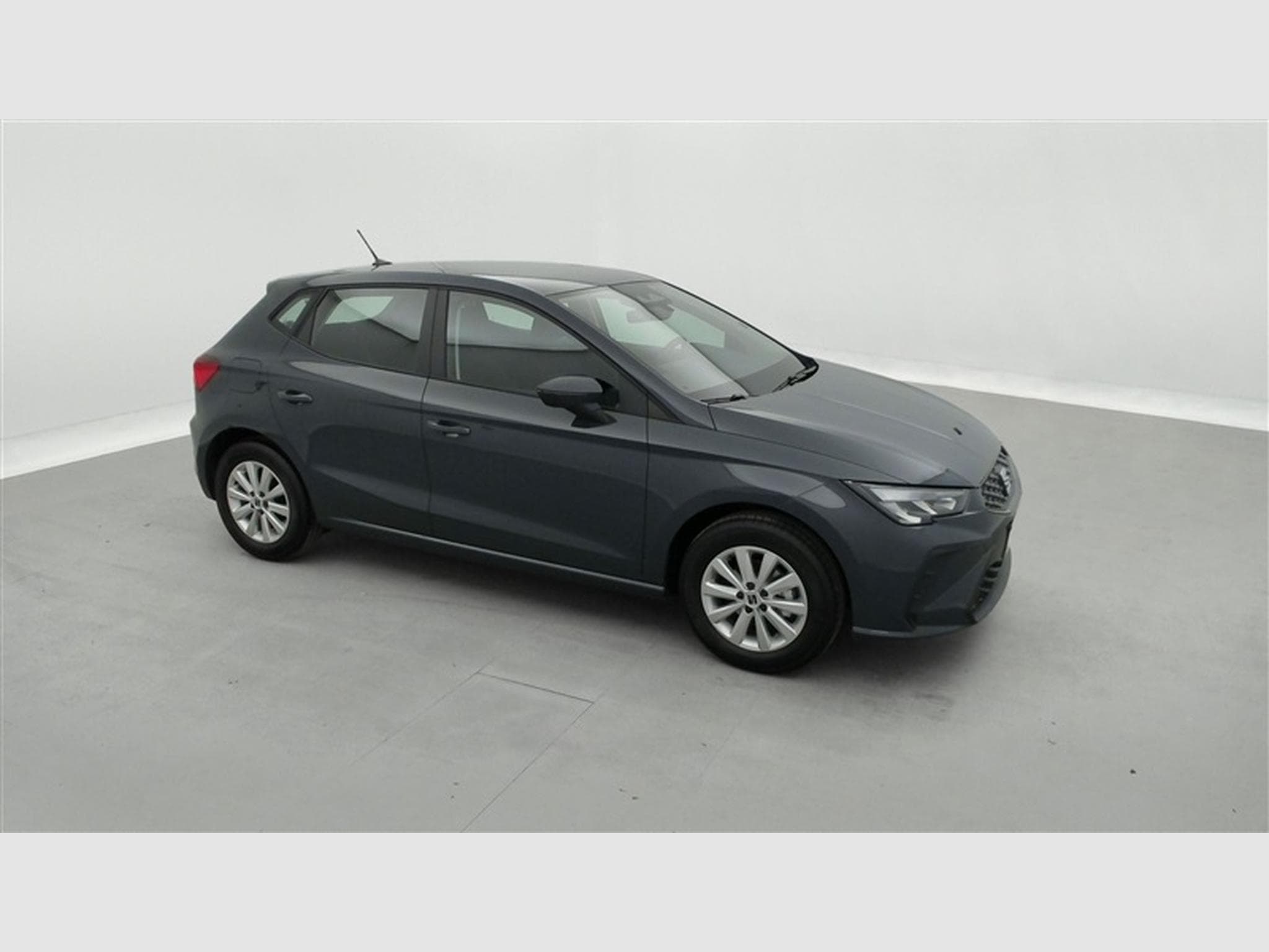 Seat Ibiza 1.0i MPI REFERENCE 80cv LED / PDC / ALU (2026) - Photo 22