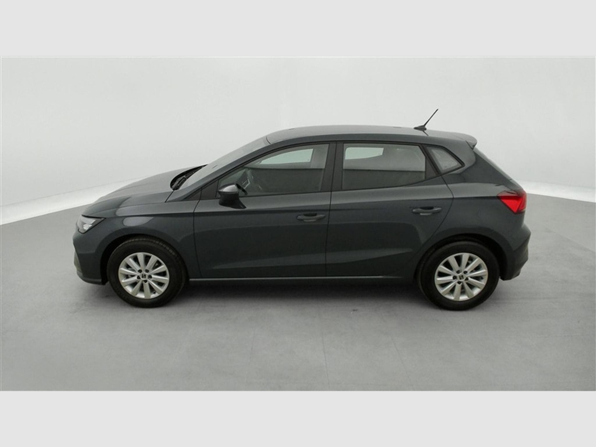 Seat Ibiza 1.0i MPI REFERENCE 80cv LED / PDC / ALU (2026) - Photo 3