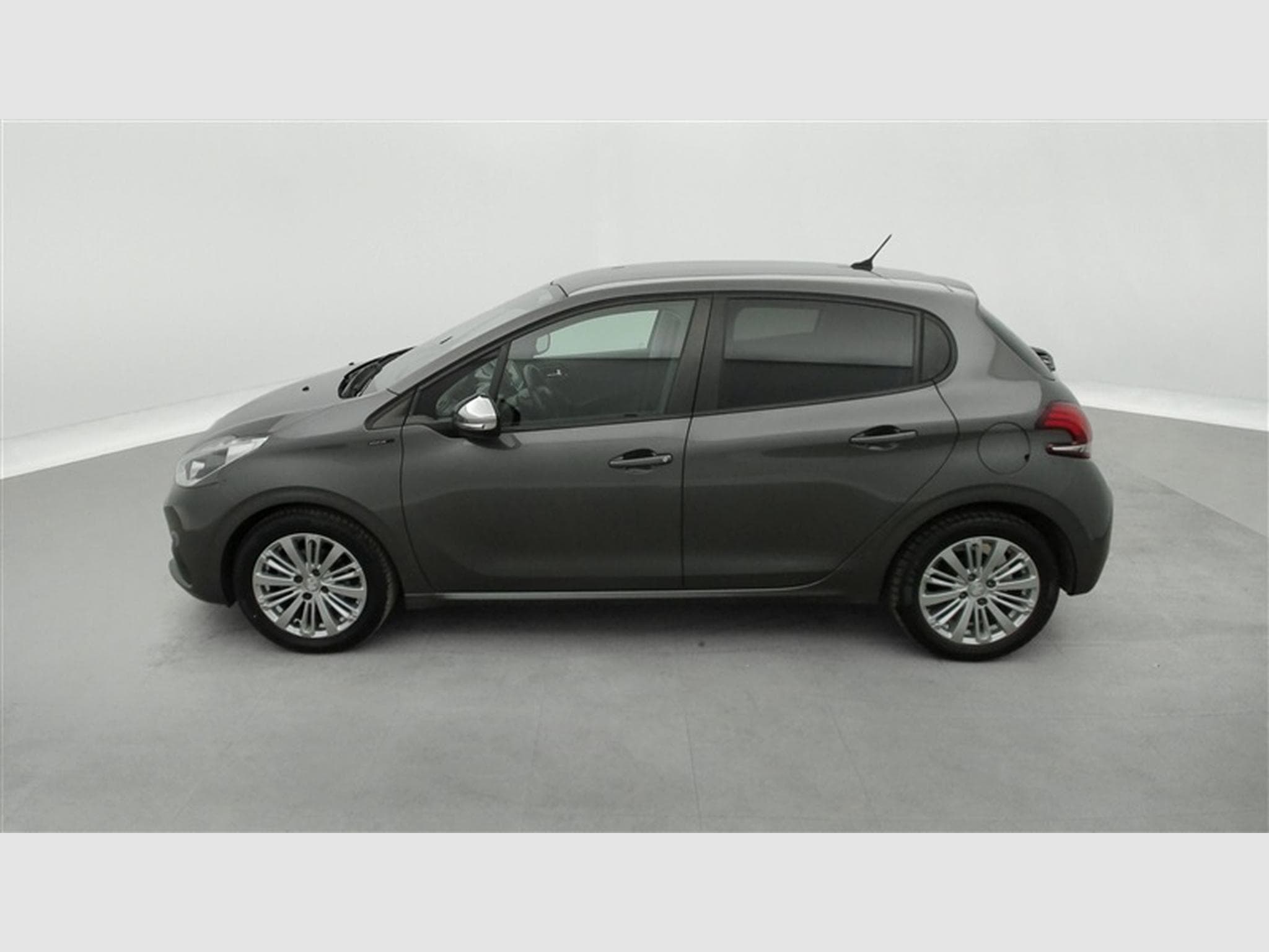 Peugeot 208 1.2i PureTech Signature S&S (EU6.2) N°299 (2019) - Photo 3