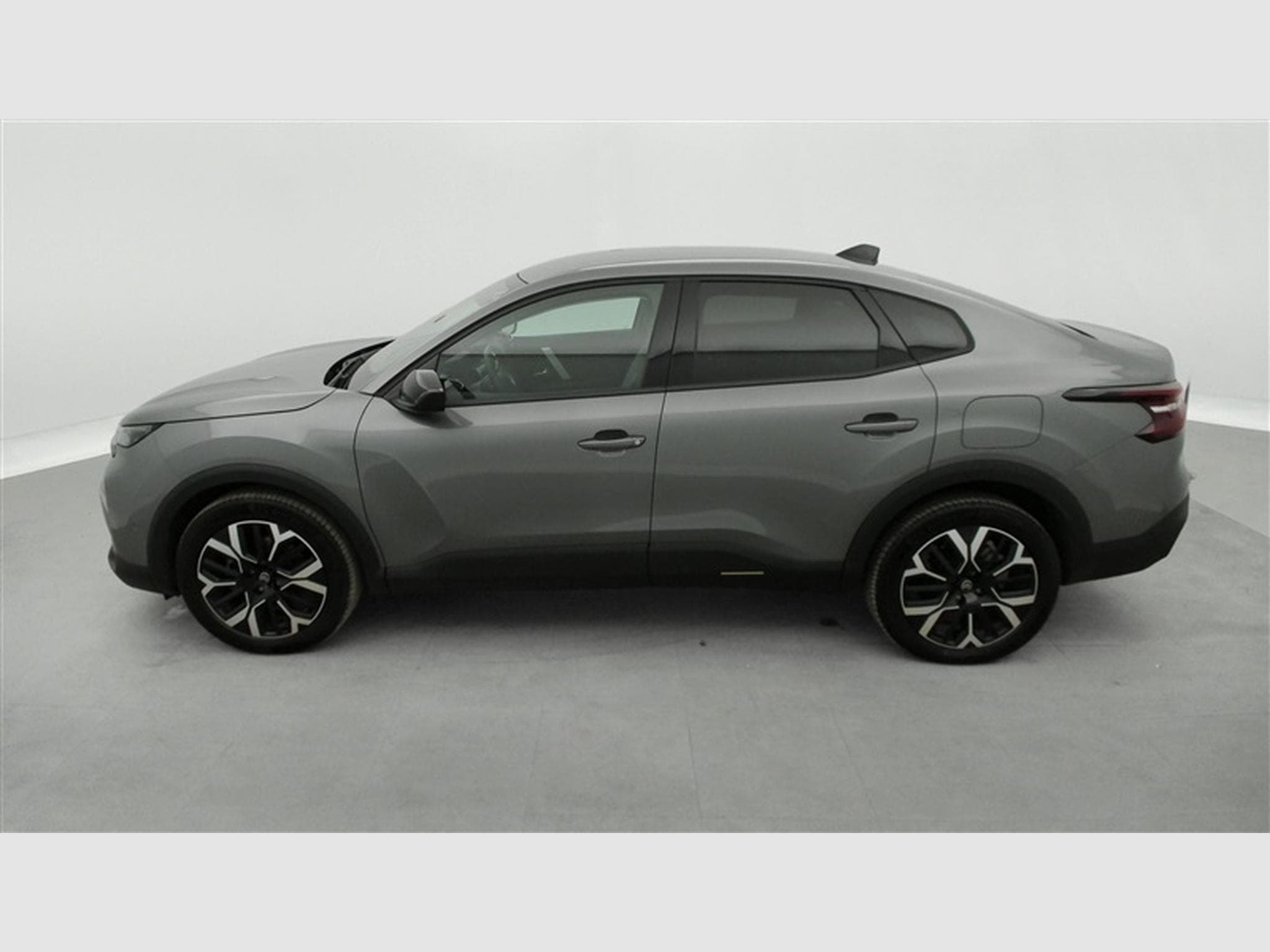 Citroen C4 X 1.2 Hybrid 145cv EAT8 Max (2025) - Photo 3
