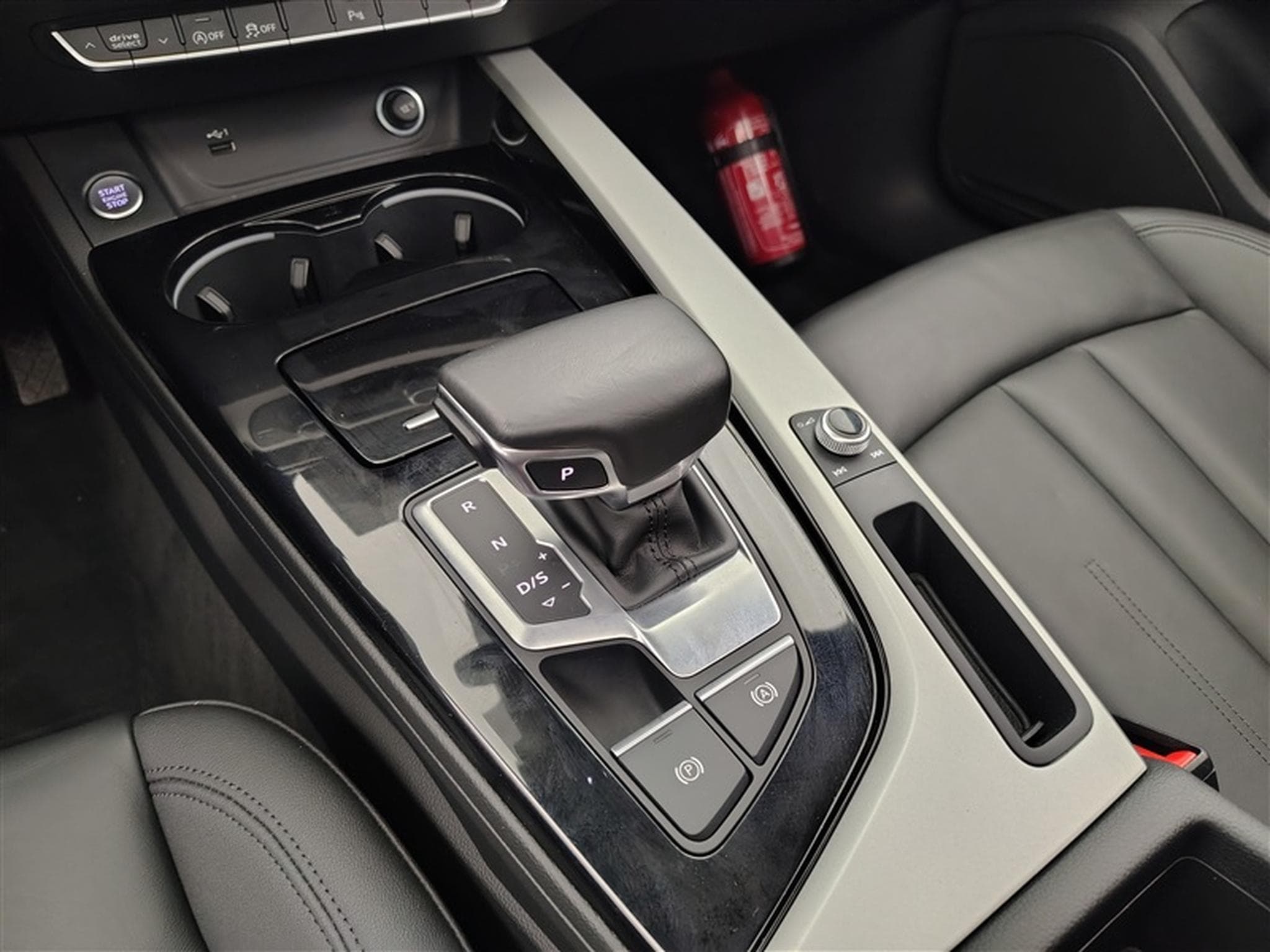 Audi A5 30 TDi Ed.Advanced S tr.CUIR/NAVI/FULL LED/JA18/PDC (2021) - Photo 12