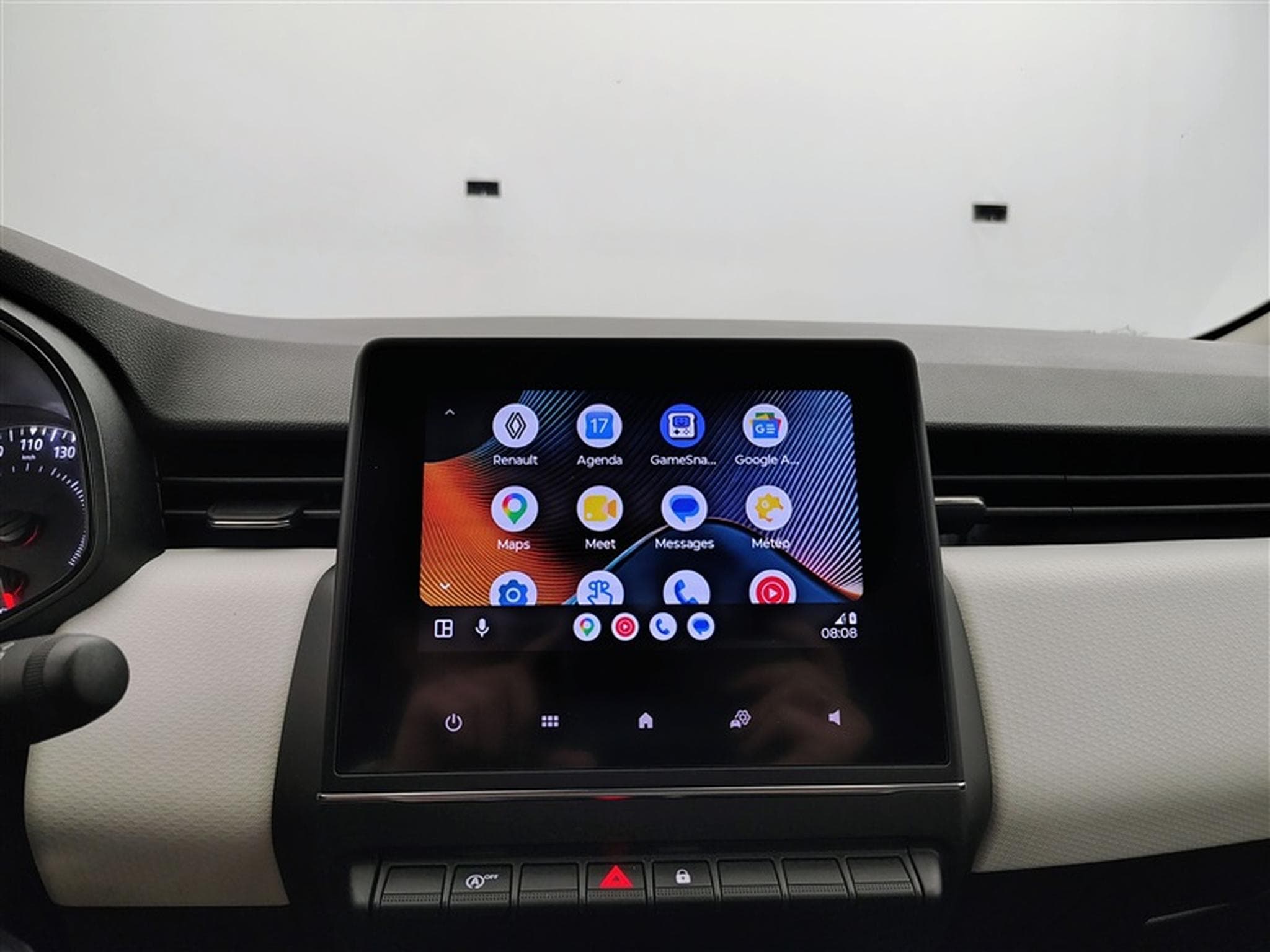 Renault Clio 1.0i SCe Evolution NAVI / CARPLAY / PDC / ALU (2023) - Photo 20