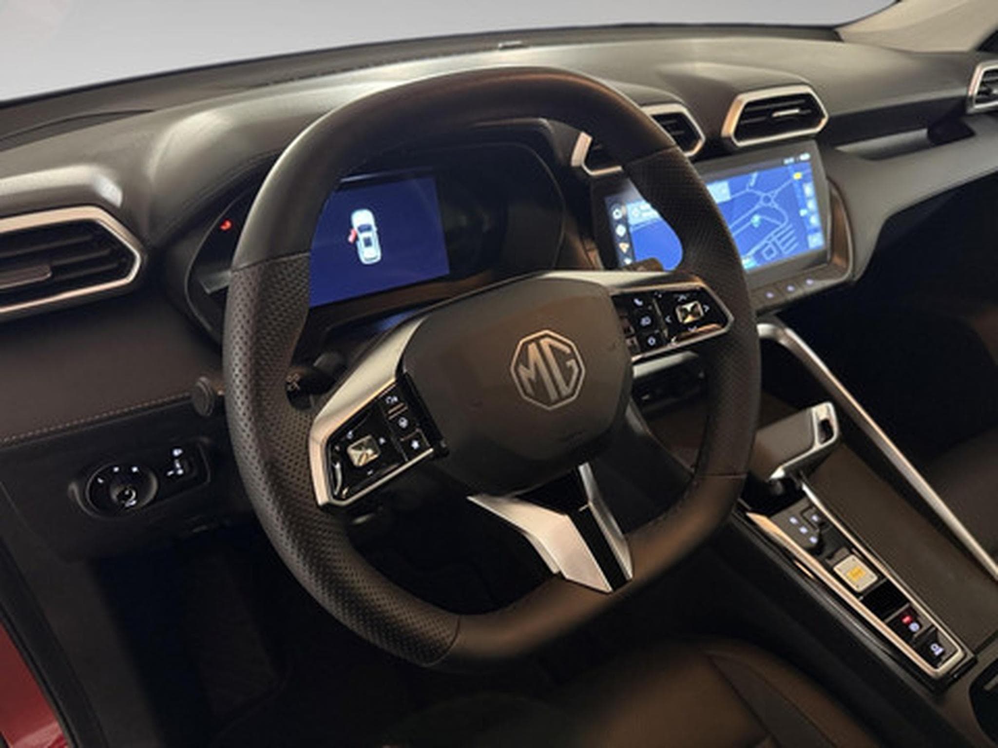 MG ZS MG Hybrid+ 1.5 Hybrid Luxury (2025) - Photo 8