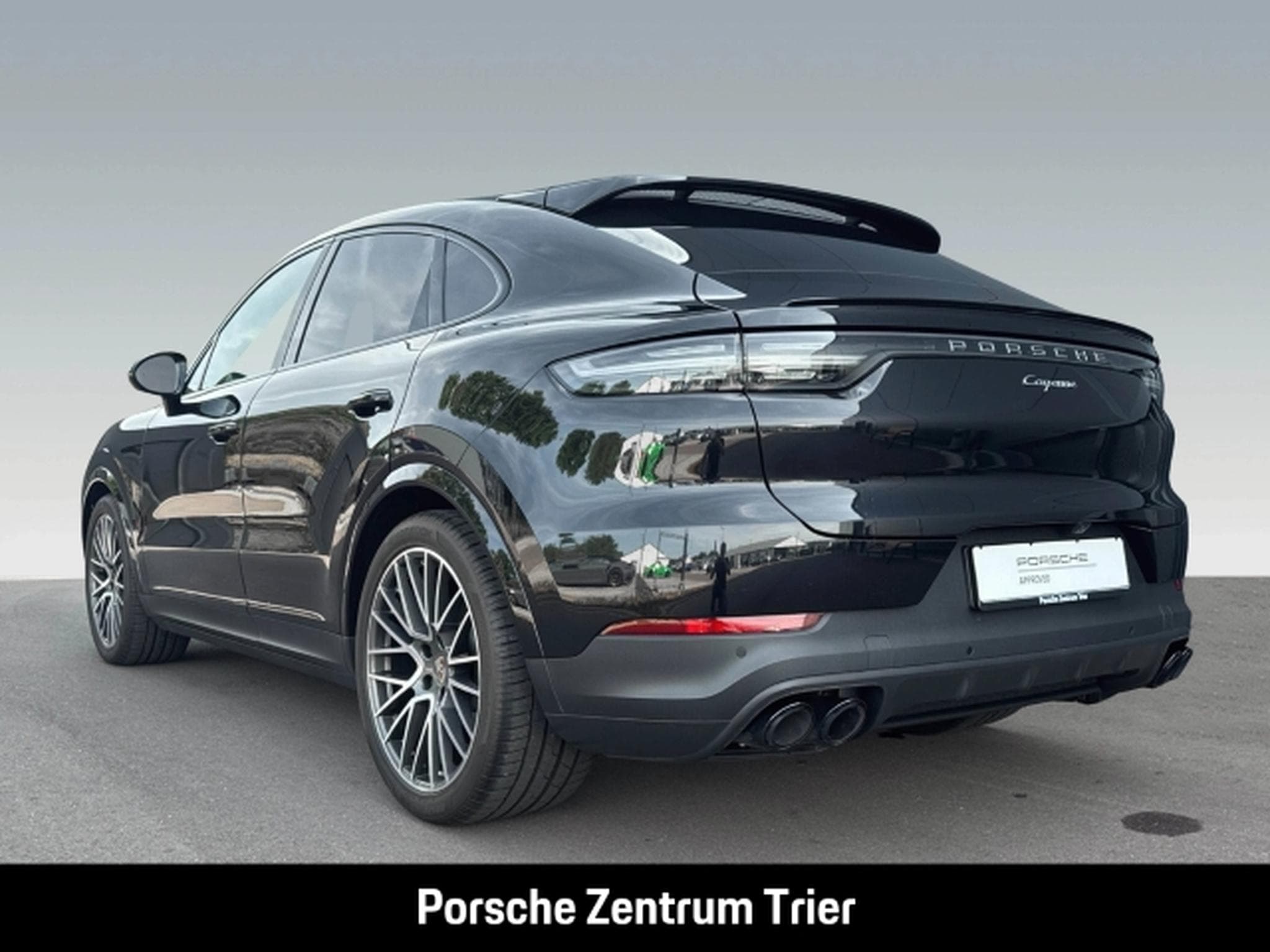 Porsche Cayenne InnoDrive Sportabgas Surround-View (2022) - Photo 3