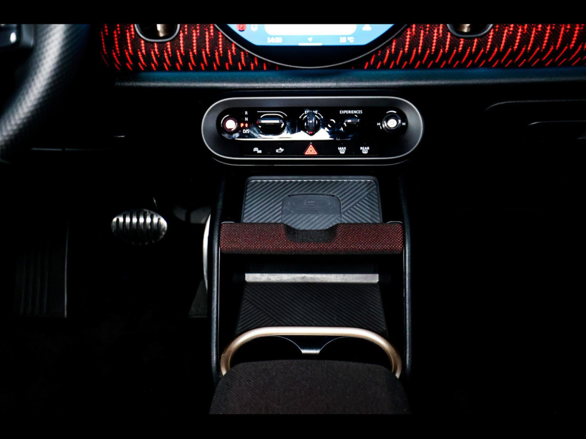 Mini Countryman John Cooper Works ALL4 (300 CH) – PACK XL (2024) - Photo 24