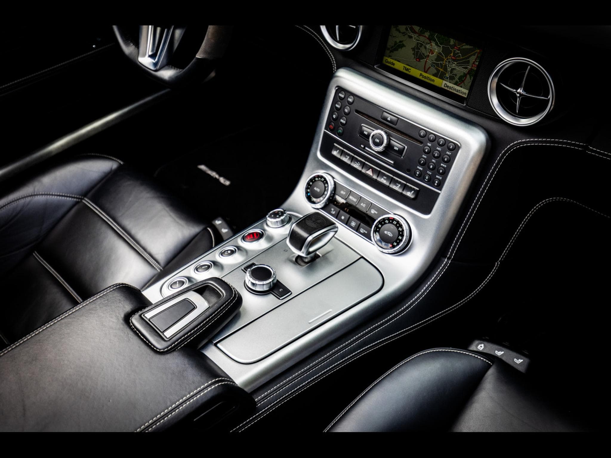 Mercedes SLS AMG AMG ROADSTER 6.3 V8 – HIMALAYAS GREY METALLIC (2012) - Photo 21