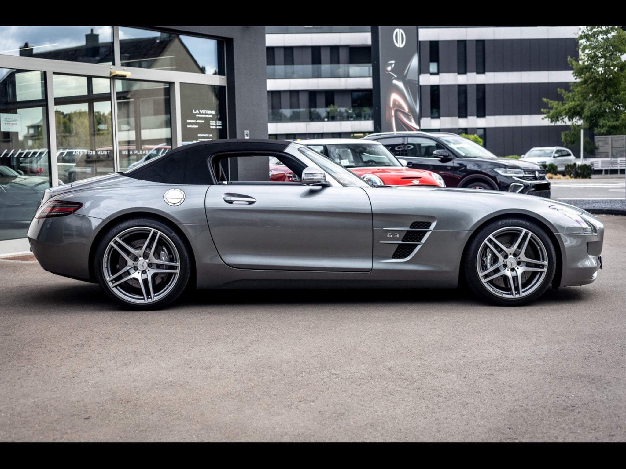 Mercedes SLS AMG AMG ROADSTER 6.3 V8 – HIMALAYAS GREY METALLIC (2012) - Photo 9