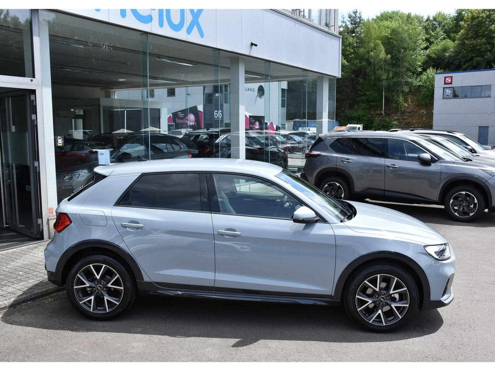Audi A1 Allstreet 35 TFSI S-Line S-Tronic REGUL LANE GPS KEYLESS CAM (2025) - Photo 3