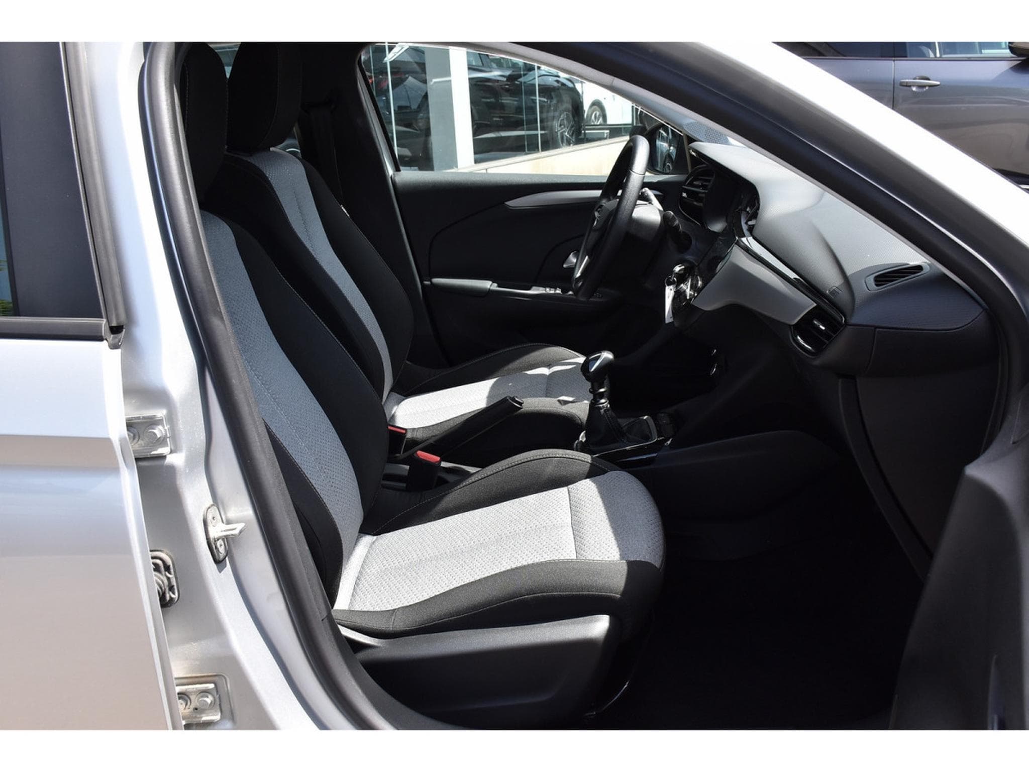 Opel Corsa 1.2 Turbo Edition REGUL LANE SIDE CAM 1° MAIN (2025) - Photo 6