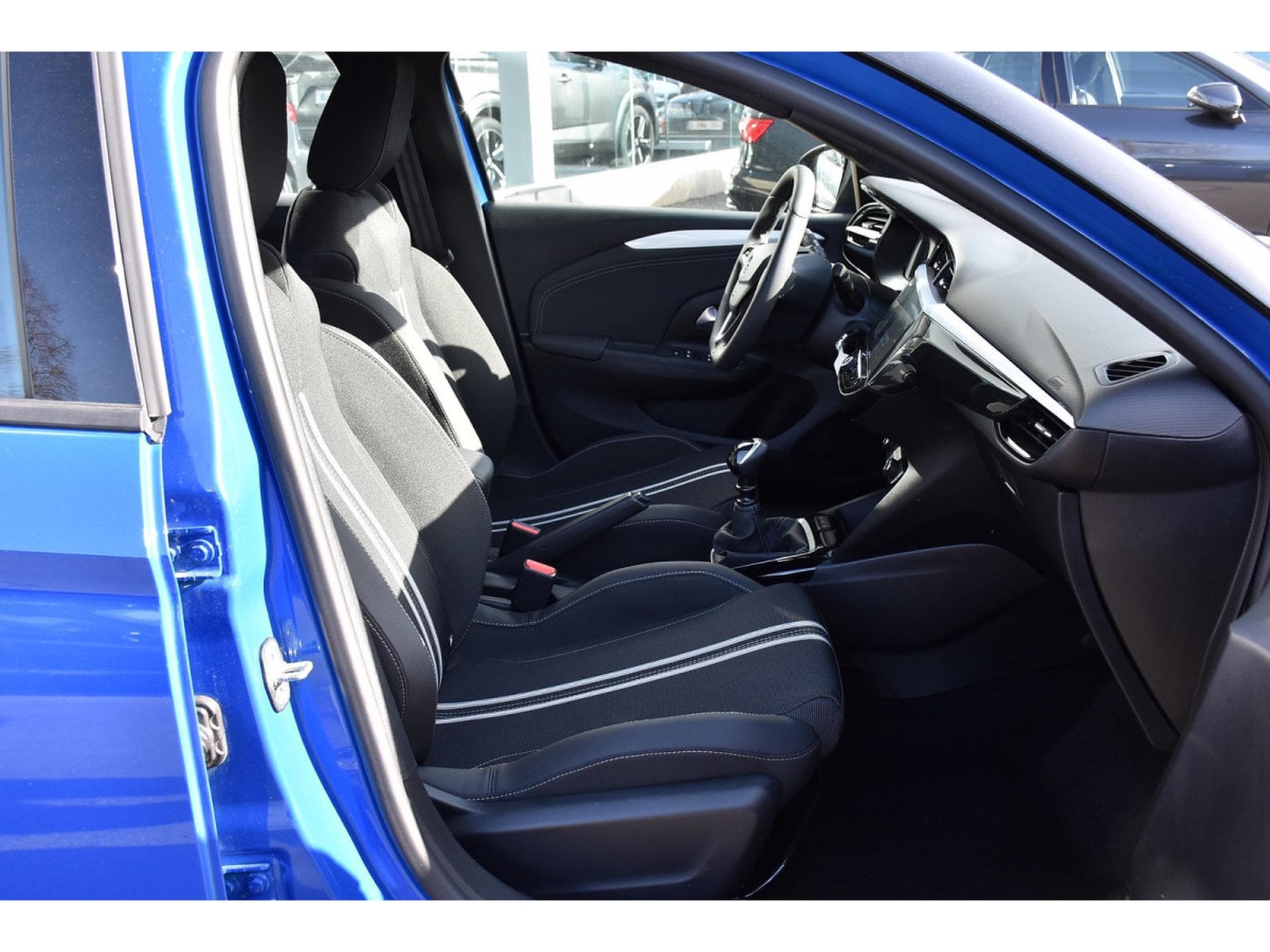 Opel Corsa 1.2 Turbo GS REGUL LANE SIDE CAM NEUVE (2025) - Photo 7
