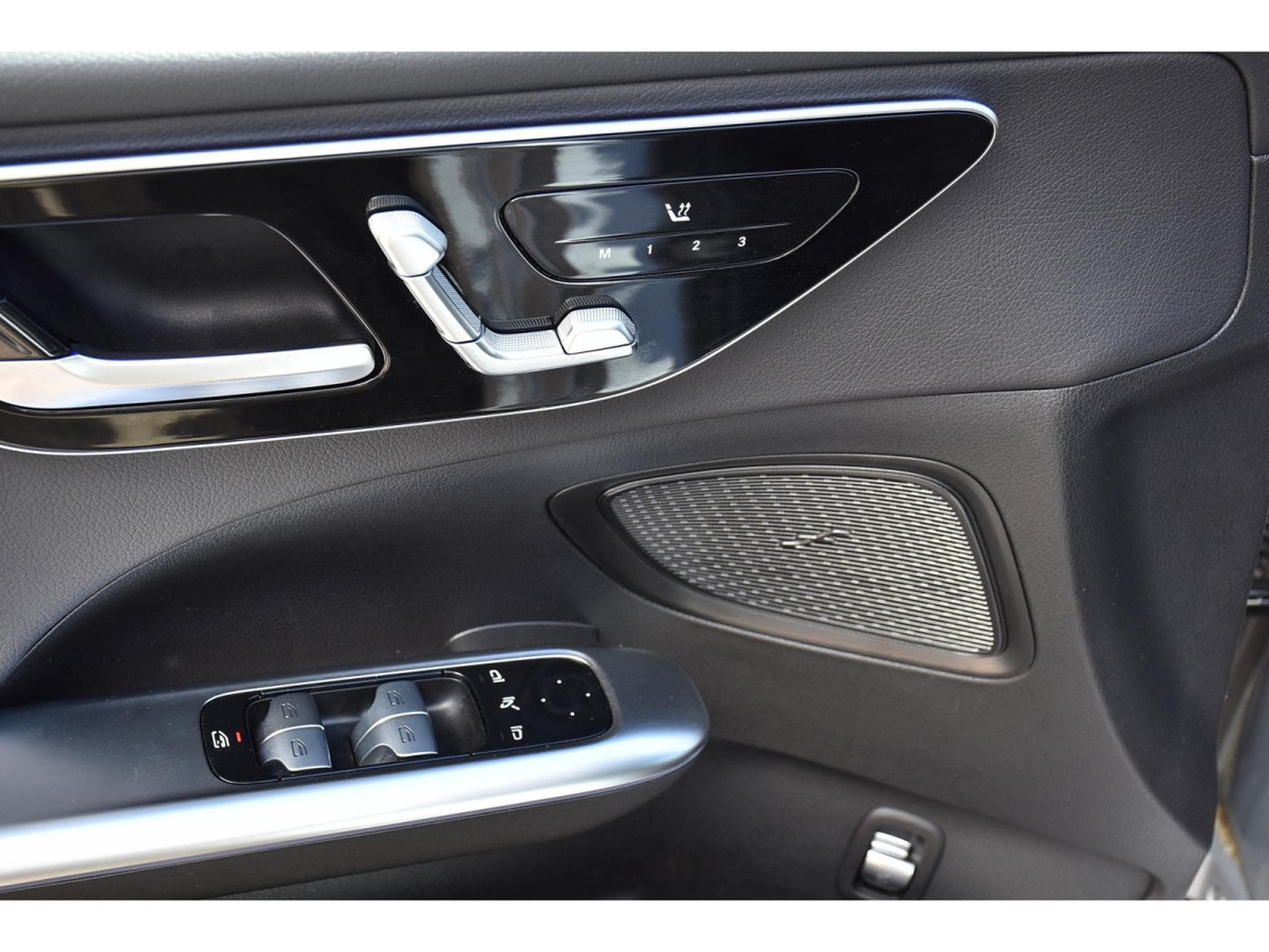 Mercedes C 200 CDI Break Luxury Line 9G-Tronic CUIR MEMO ANGLE MORT 1° MAIN (2025) - Photo 19