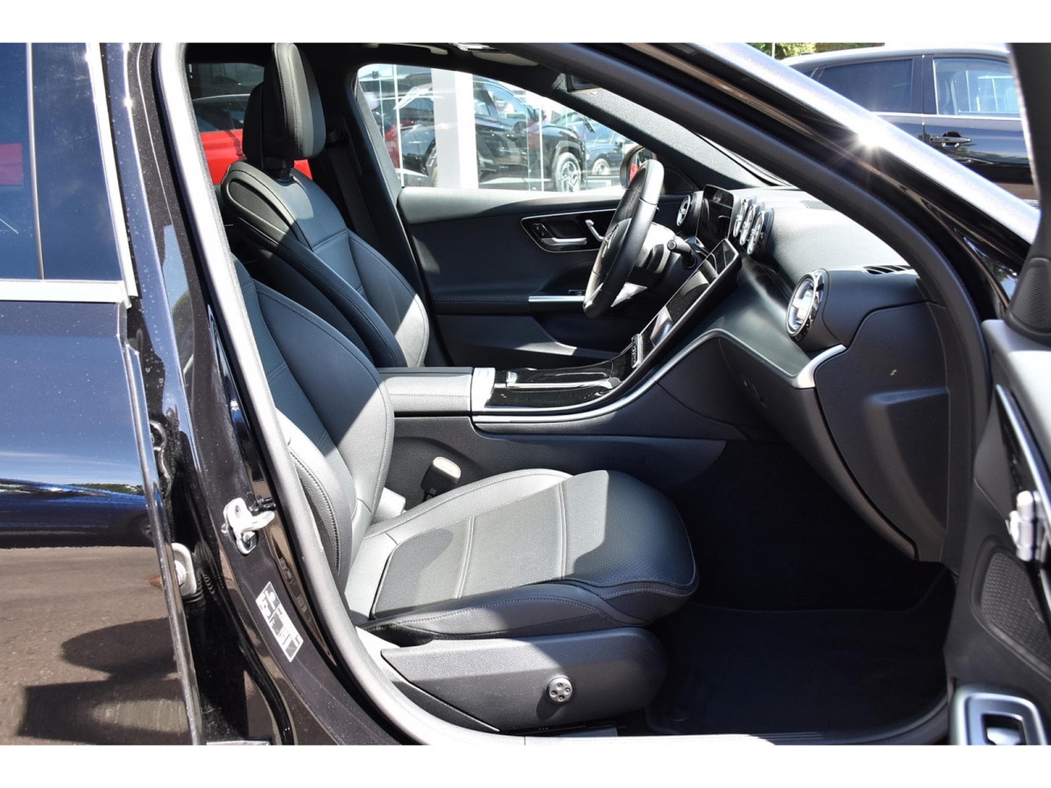 Mercedes C 200 CDI Break Luxury Line 9G-Tronic CUIR MEMO ANGLE MORT 1° MAIN (2025) - Photo 7