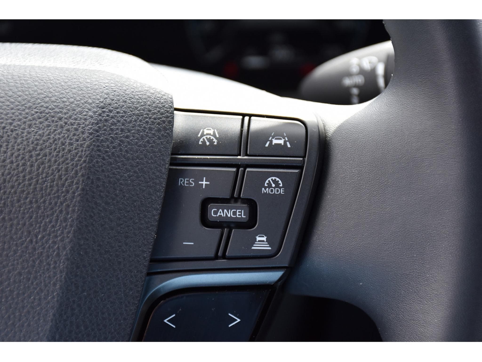 Toyota C-HR 1.8i VVT-i Hybrid Dynamic Plus ACC LANE SIDE GPS CAM 1° MAIN (2025) - Photo 19