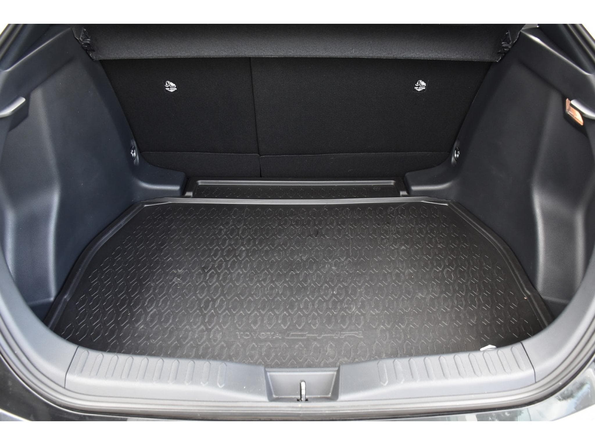 Toyota C-HR 1.8i VVT-i Hybrid Dynamic Plus ACC LANE SIDE GPS CAM 1° MAIN (2025) - Photo 22