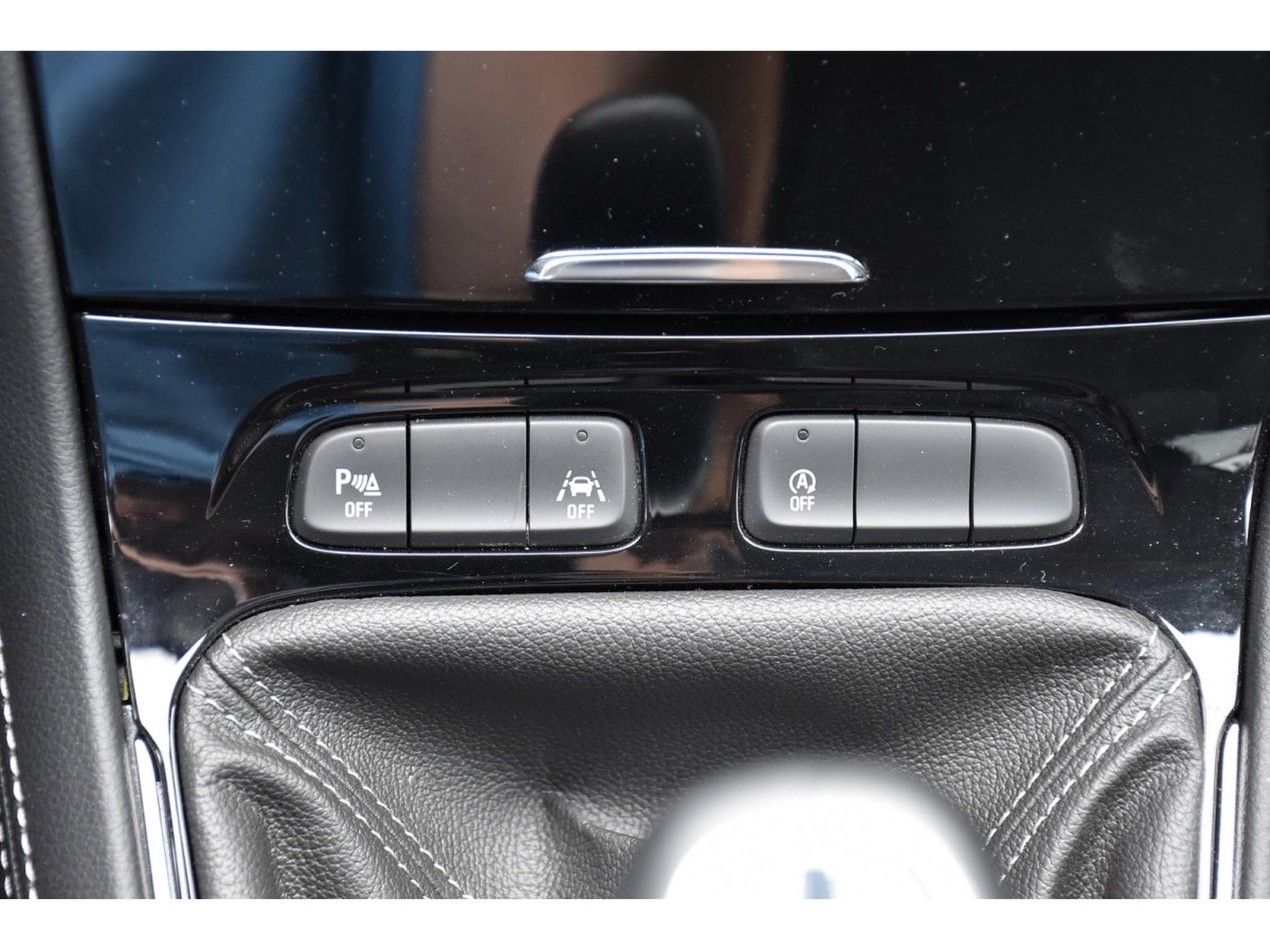 Opel Grandland 1.2 Turbo GS SG CHFF GPS LANE SIDE CAM 1° MAIN (2024) - Photo 19